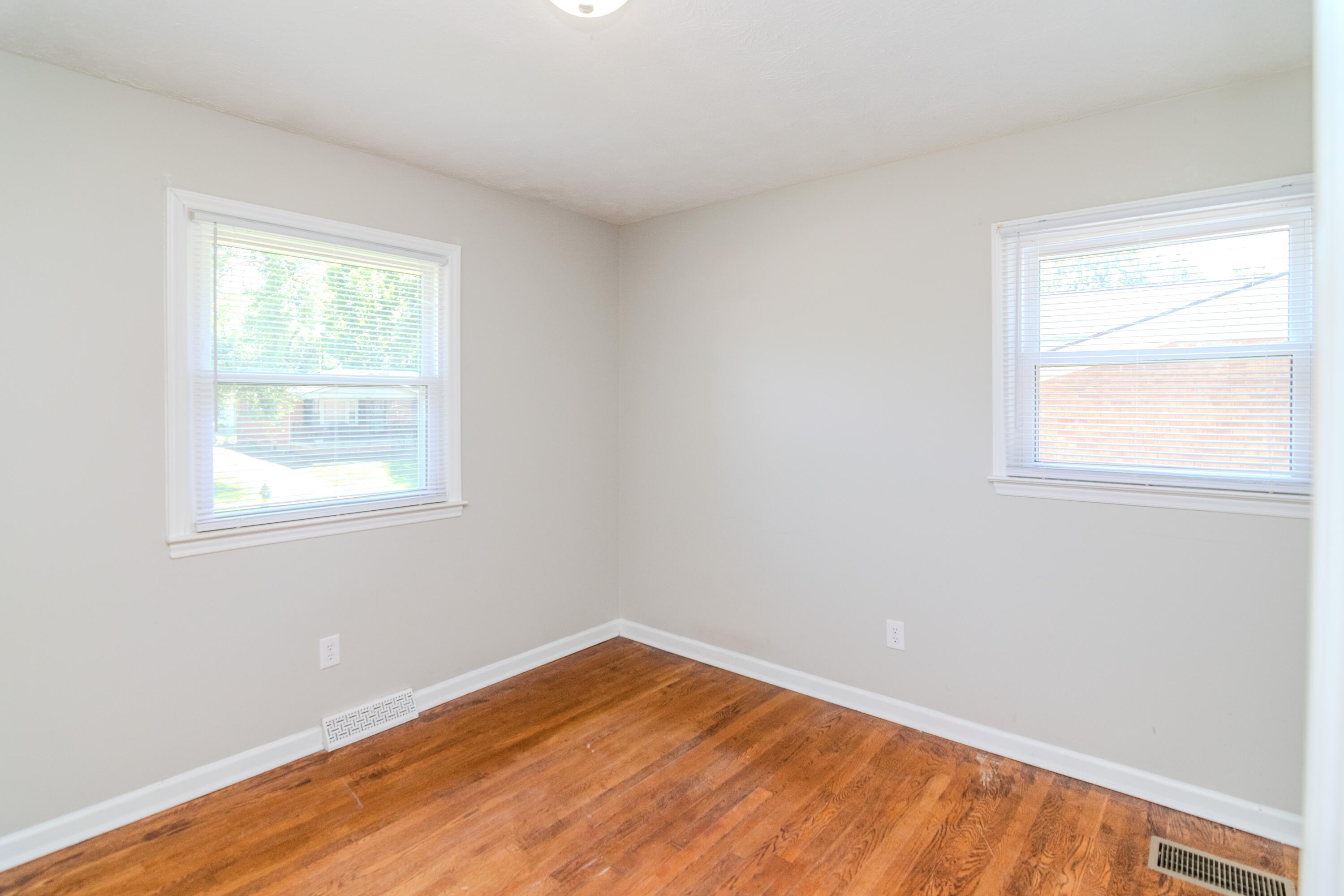 632 Waldo Way Property Photo 31