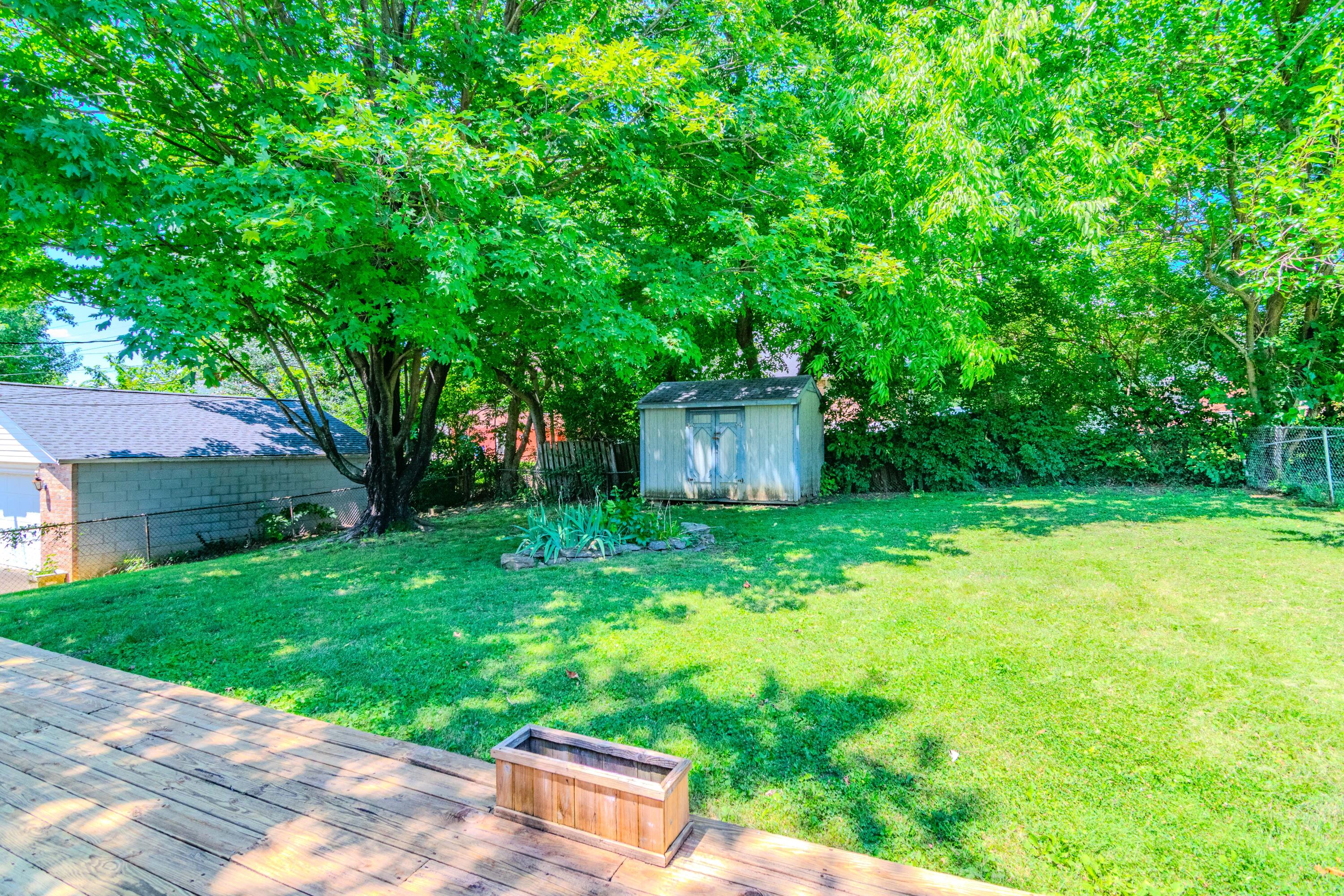 632 Waldo Way Property Photo 39