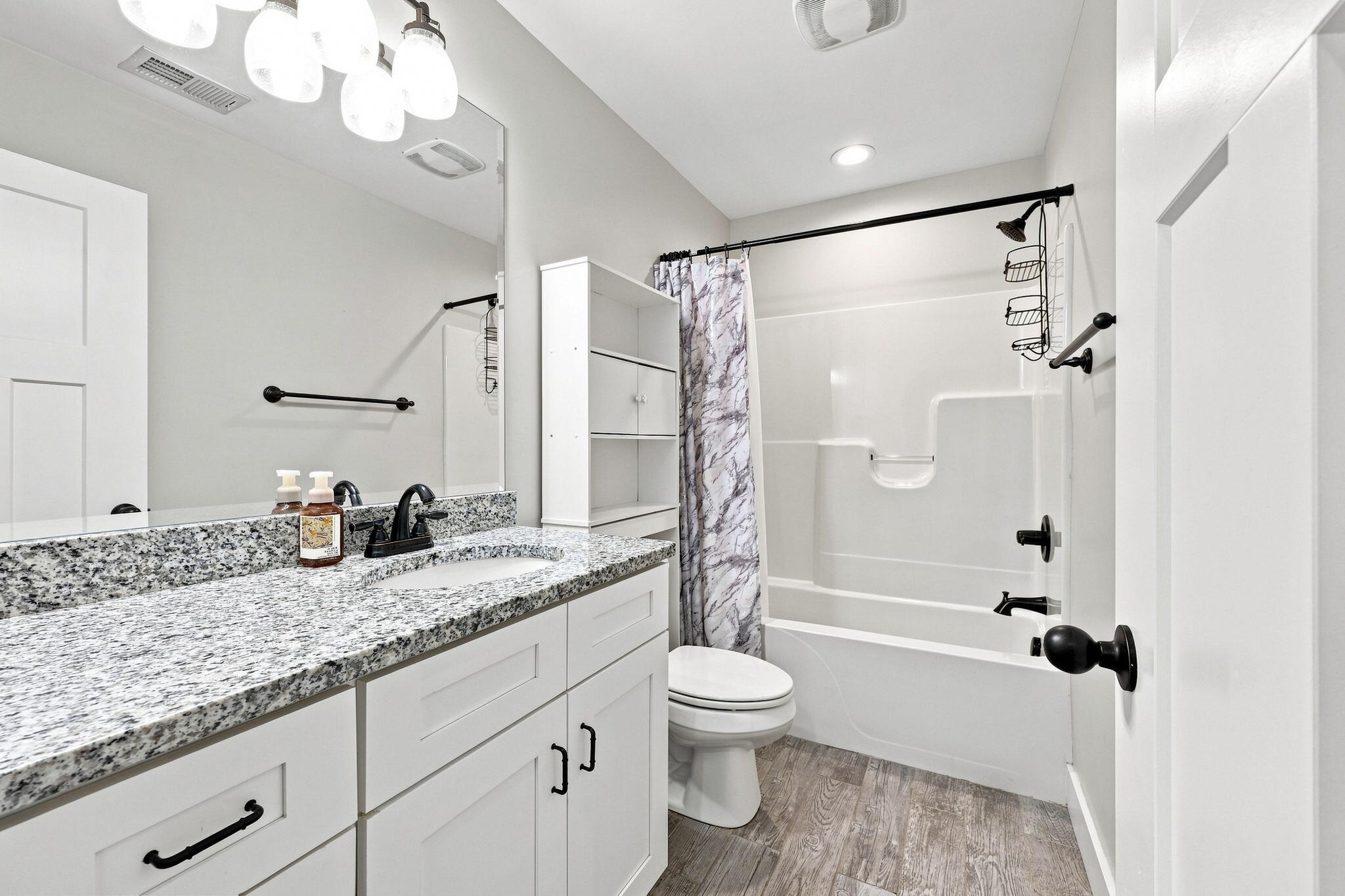 3740 Kings Glen Park Property Photo 25