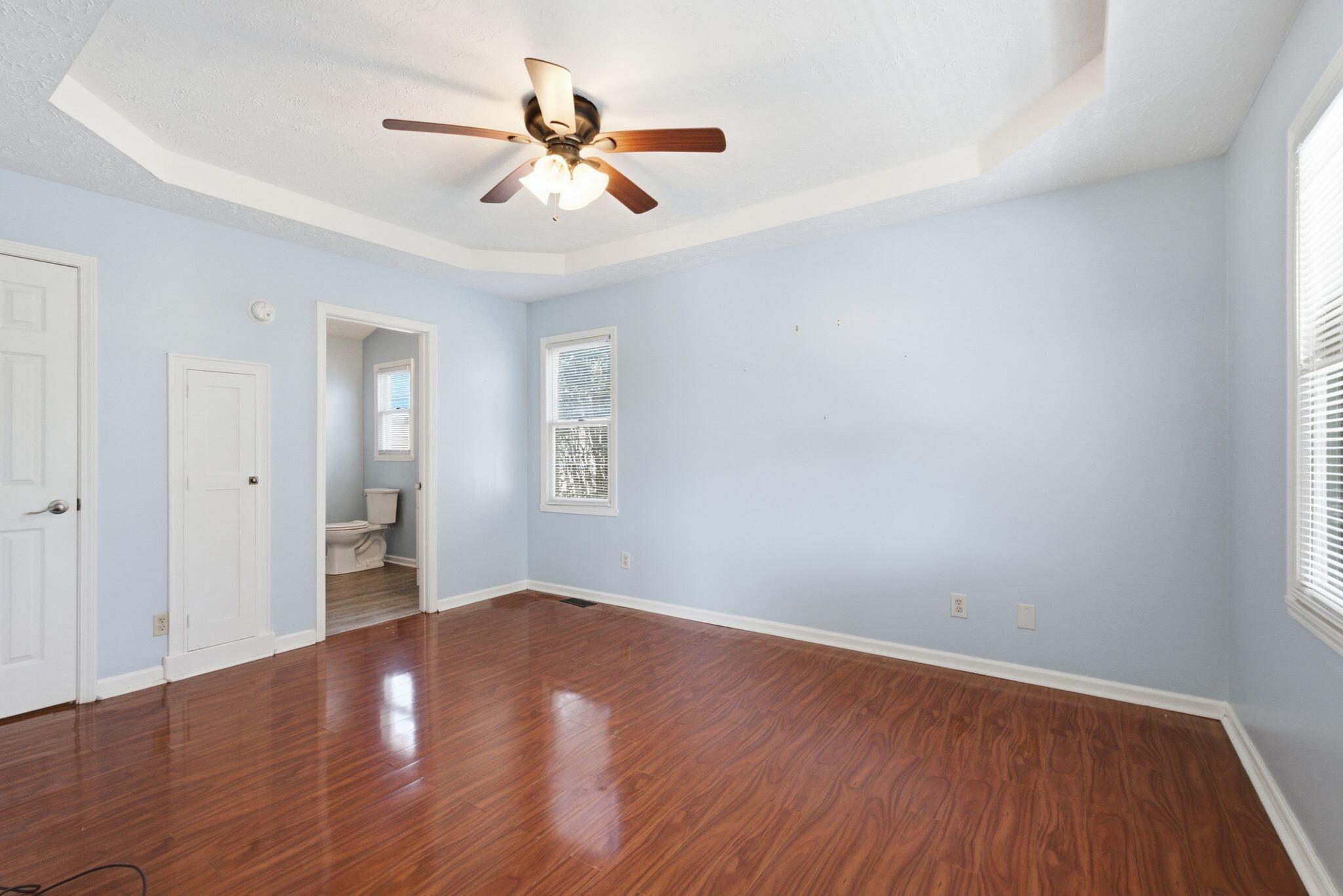 300 Lakeshore Circle Property Photo 21