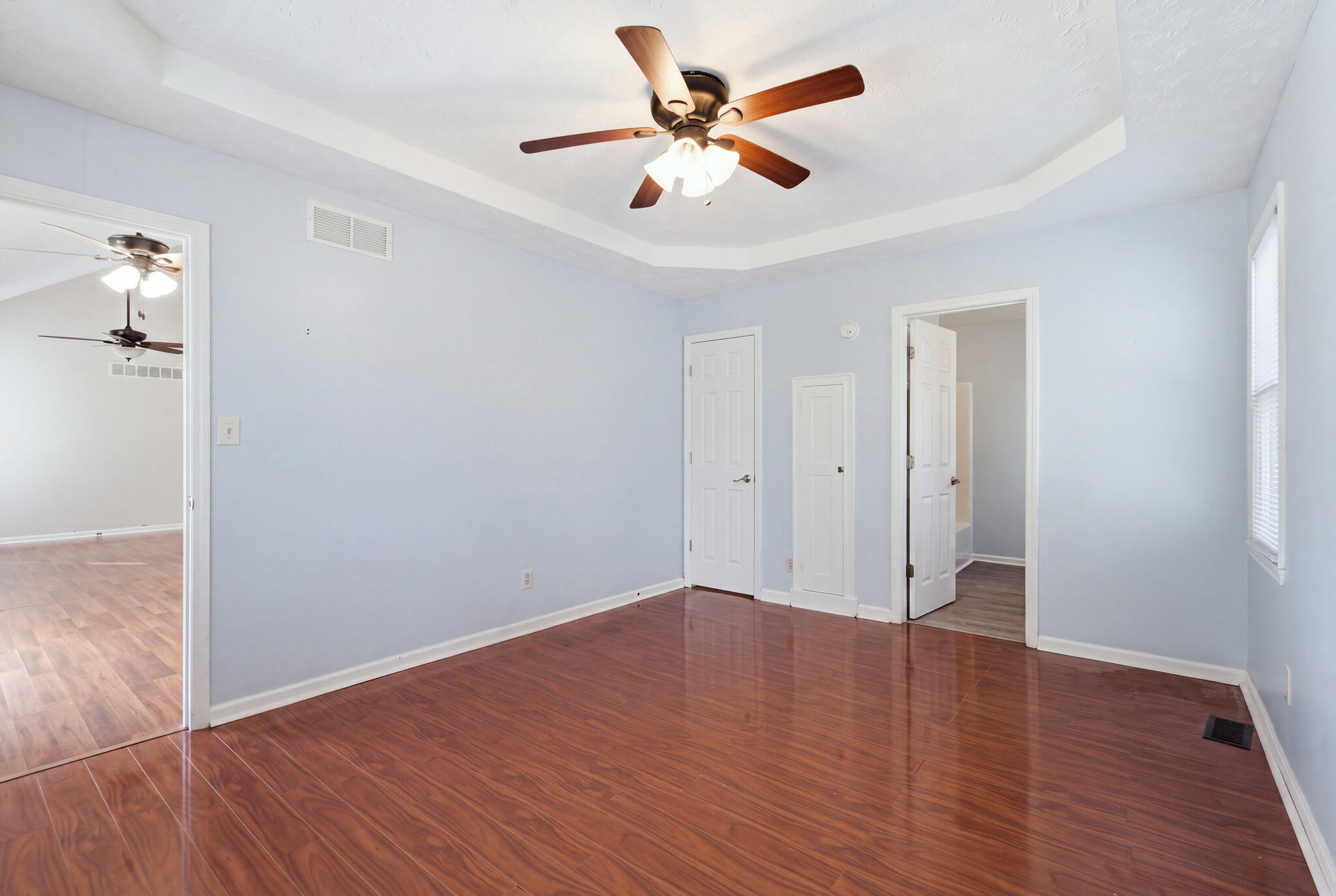 300 Lakeshore Circle Property Photo 24