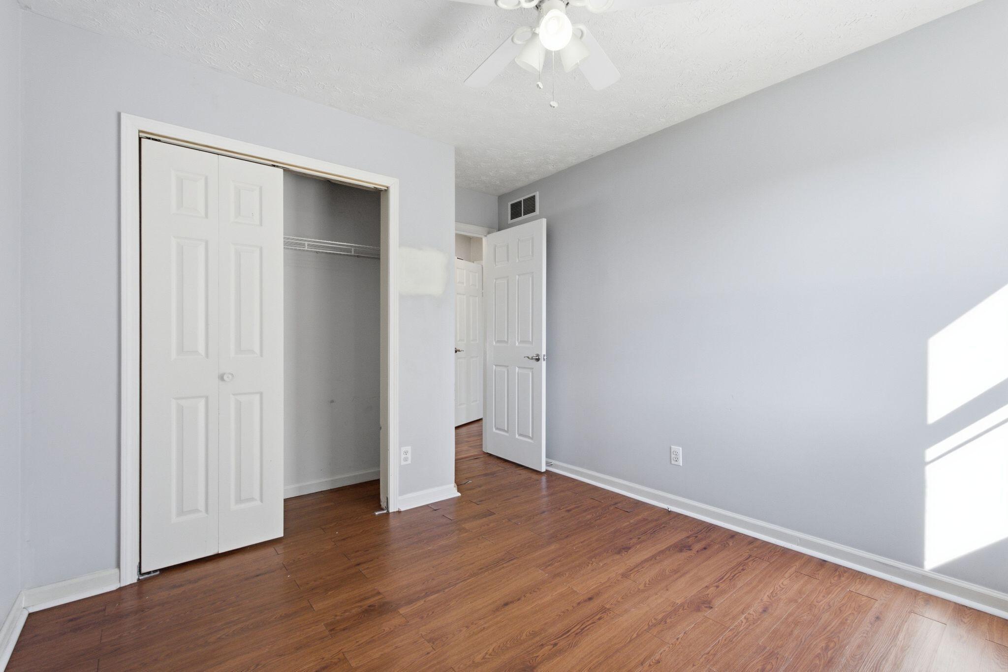 300 Lakeshore Circle Property Photo 29