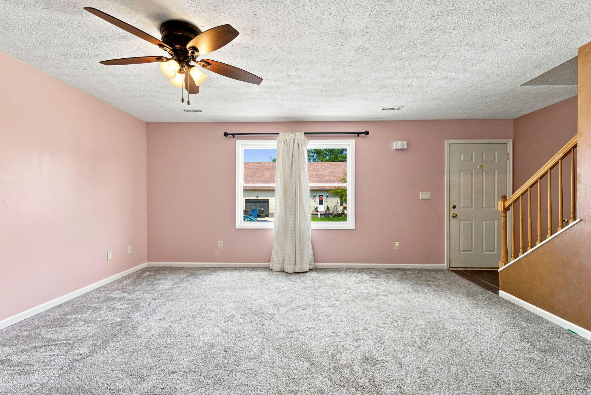 1144 Southpoint Drive Property Photo 8