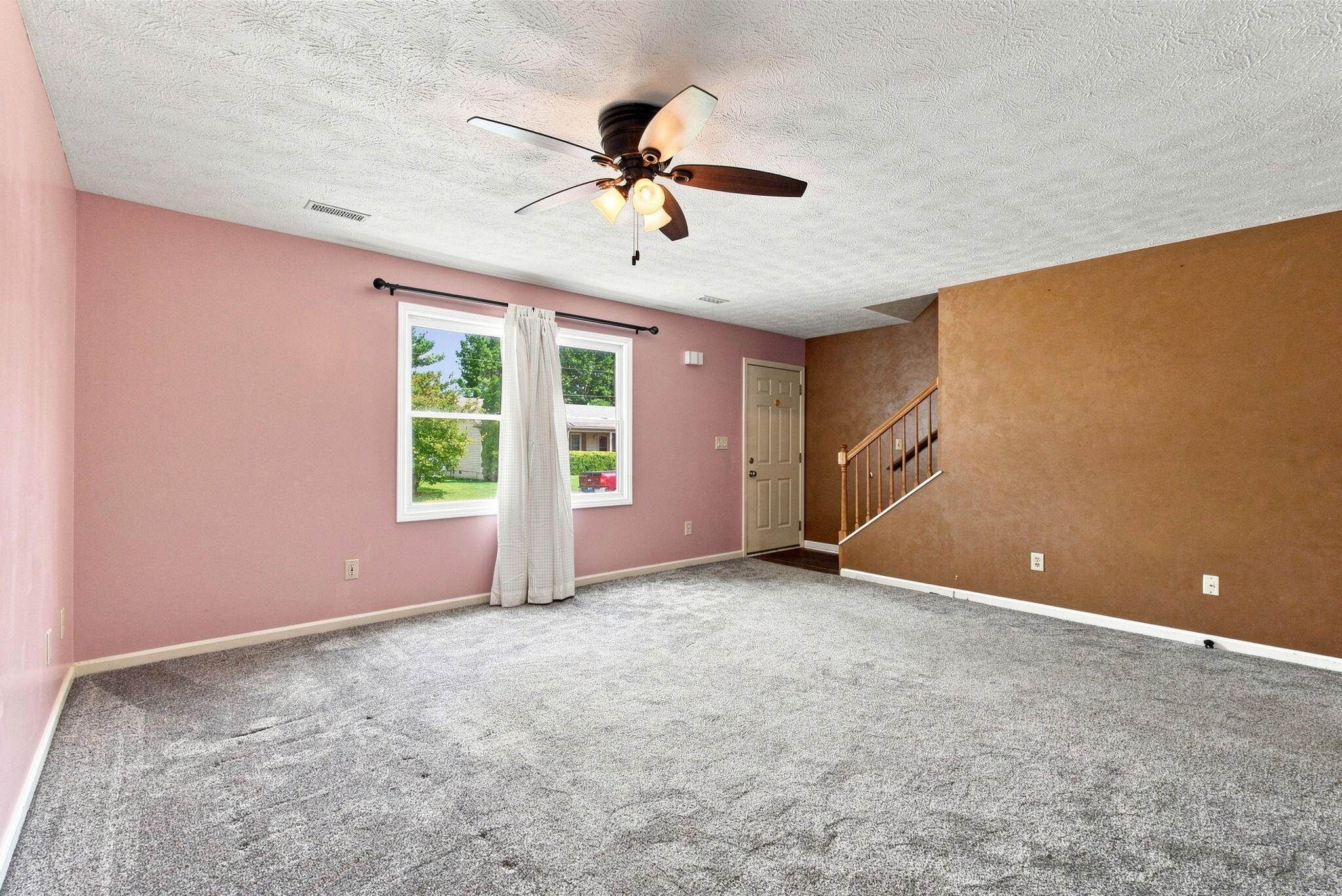 1144 Southpoint Drive Property Photo 10