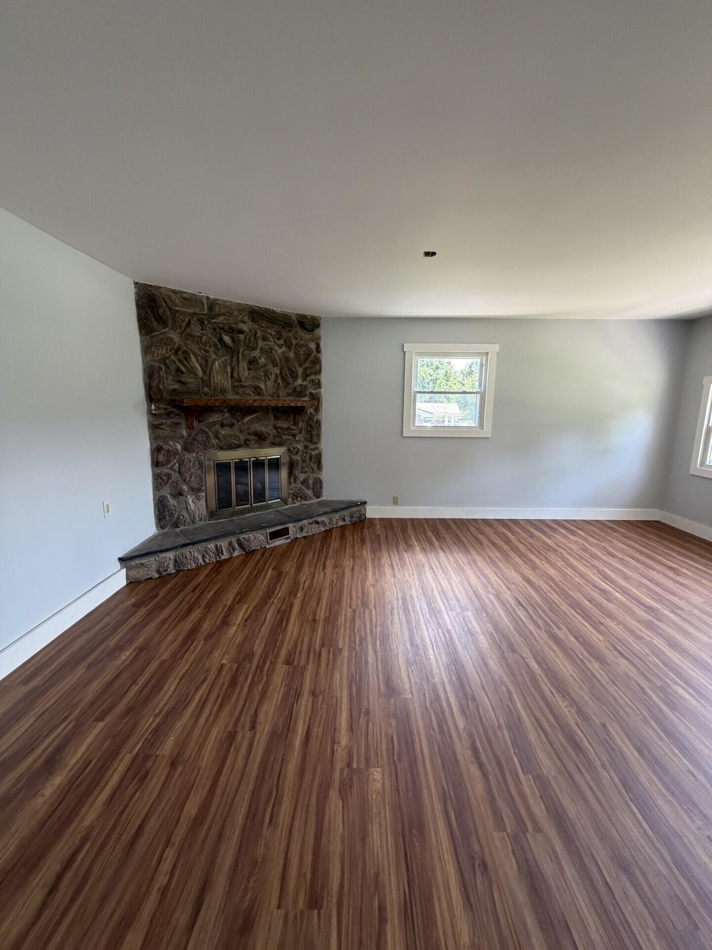 721 Wayland Drive Property Photo 5