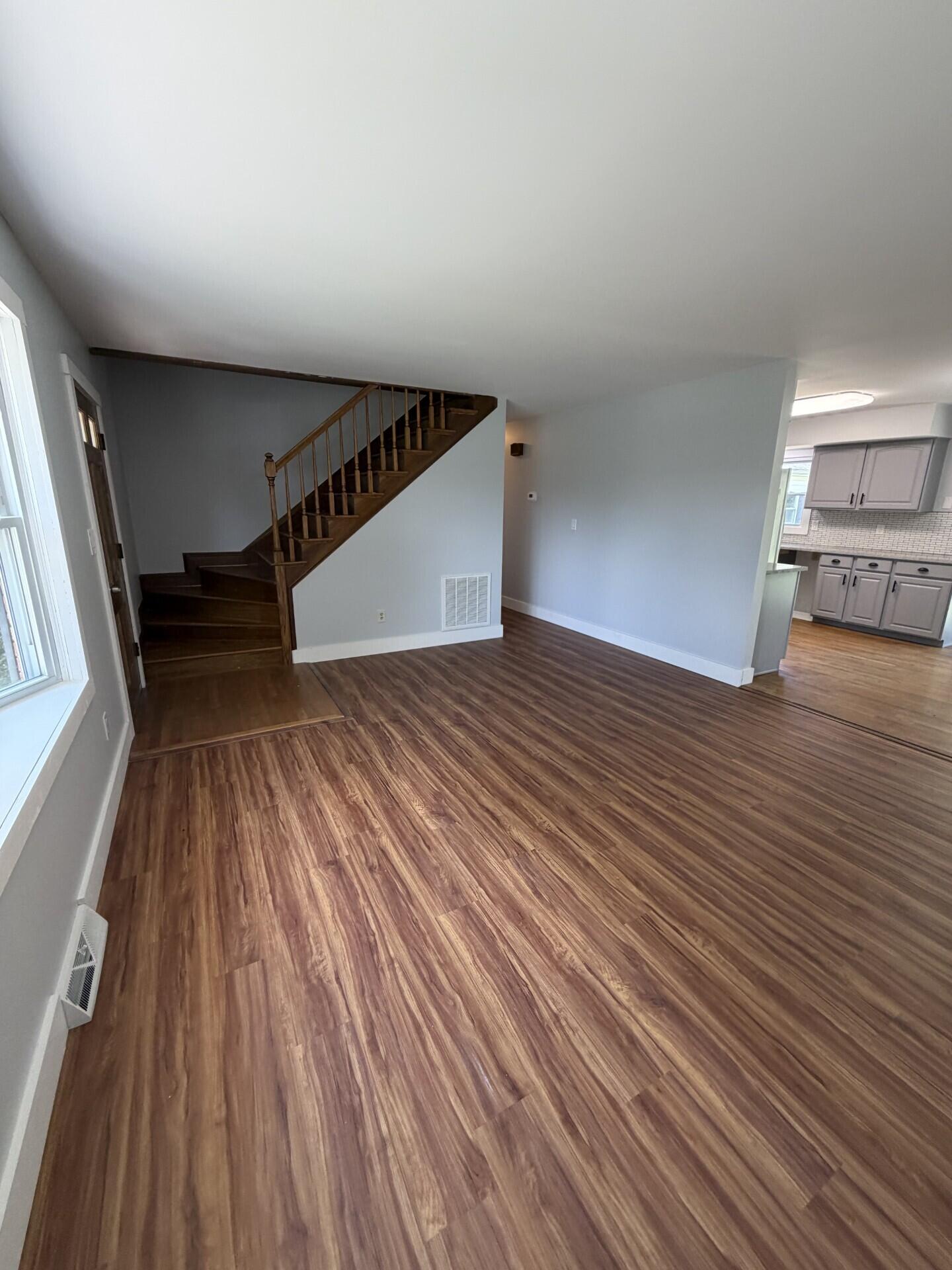 721 Wayland Drive Property Photo 8