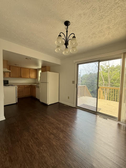 3479 Sutherland Drive Property Photo 4