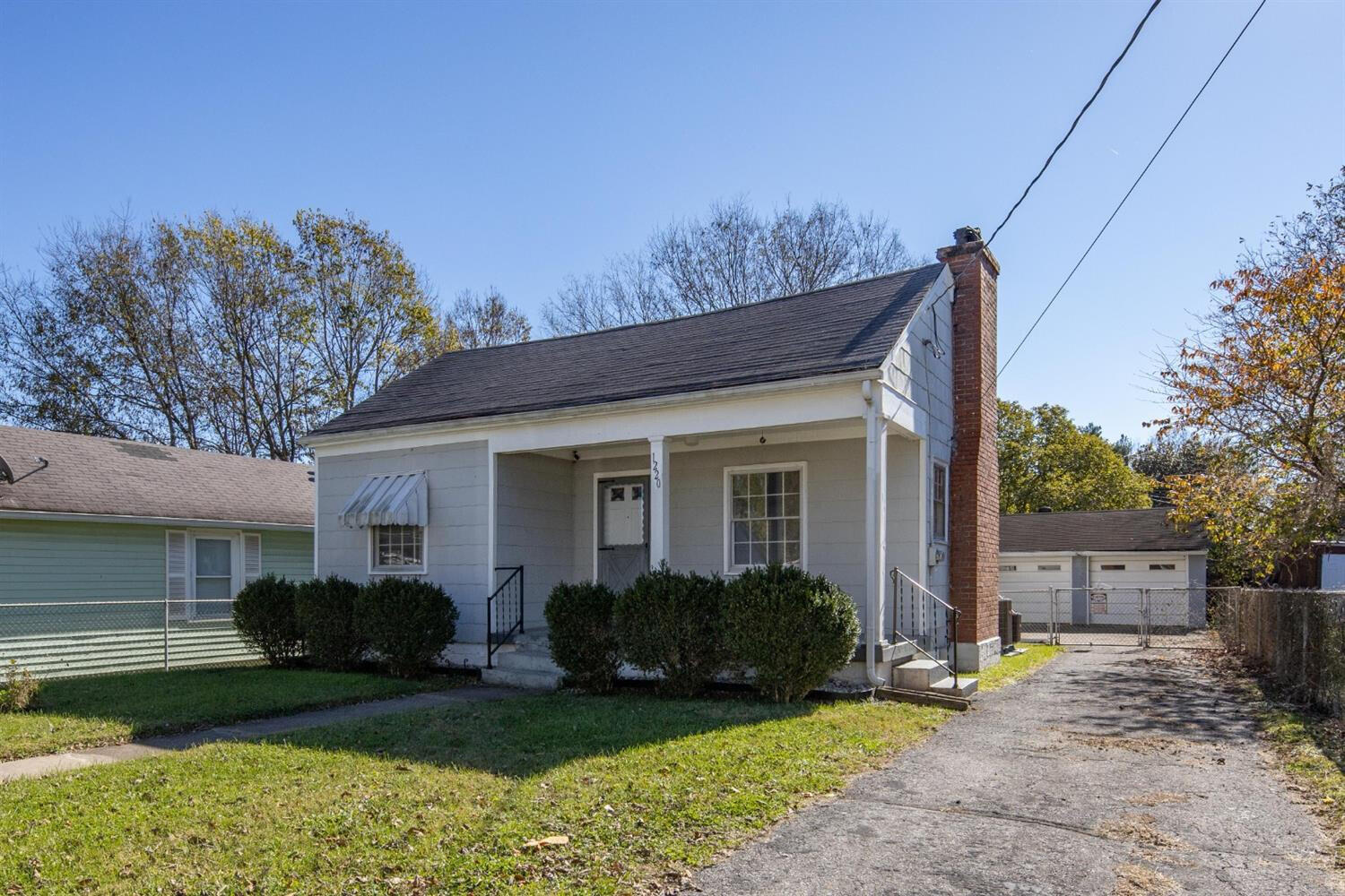1220 Hammond Avenue Property Photo 1