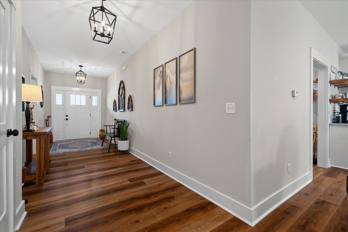 140 Coachman Place Property Photo 8