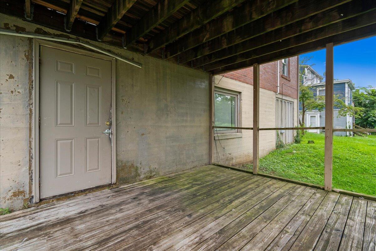 325 S 3rd Street Property Photo 34