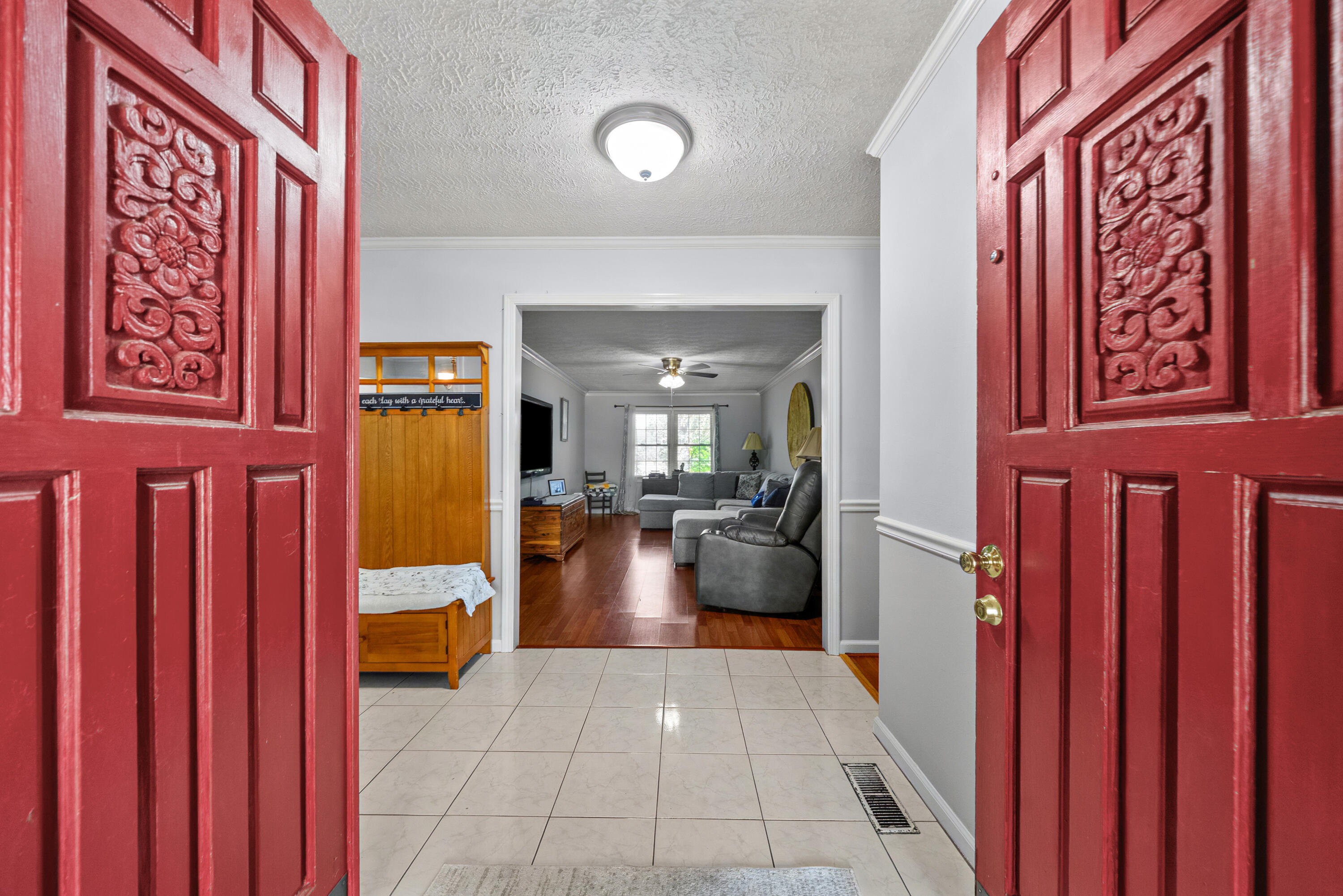 311 Tremont Drive Property Photo 5