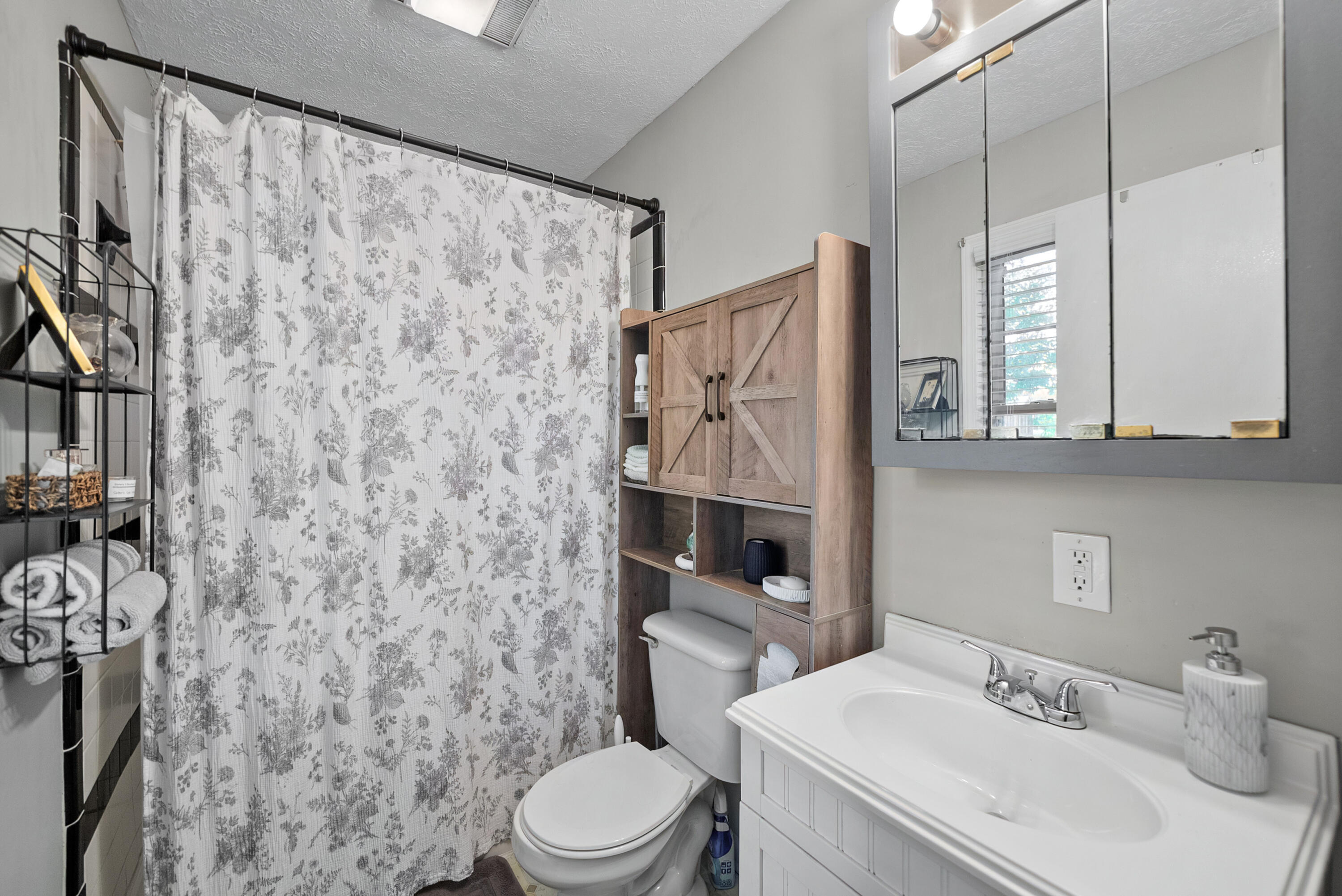 311 Tremont Drive Property Photo 26