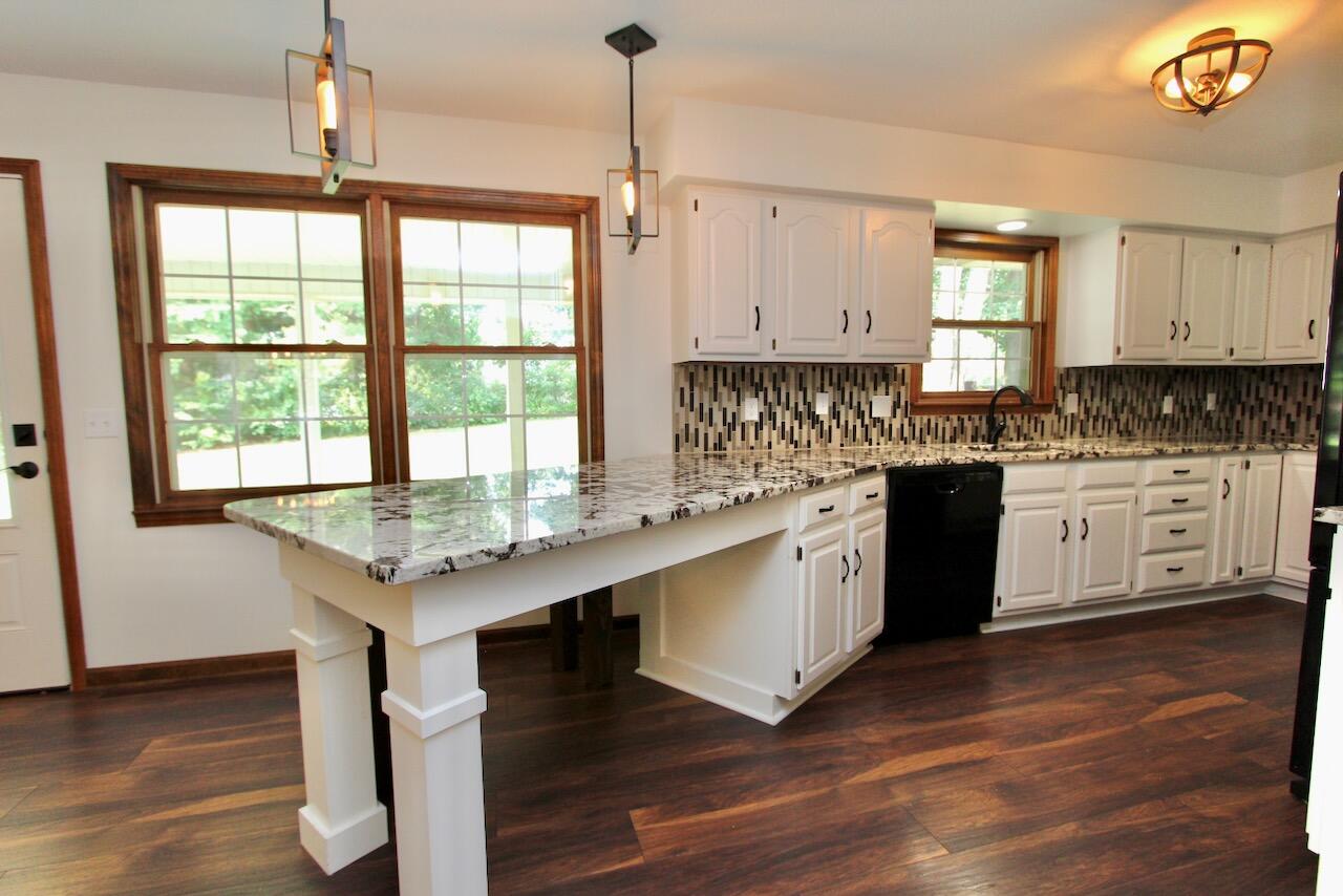 201 Pine Street Property Photo 10