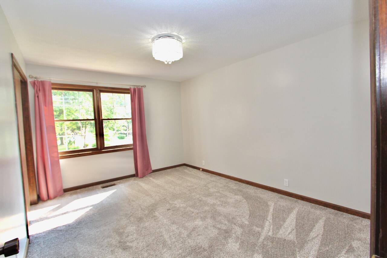 201 Pine Street Property Photo 14