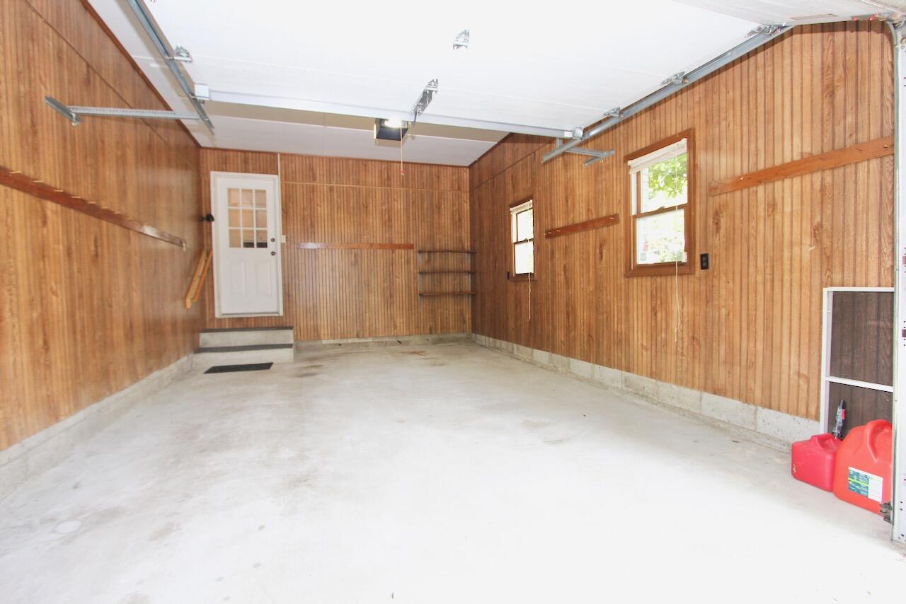201 Pine Street Property Photo 25