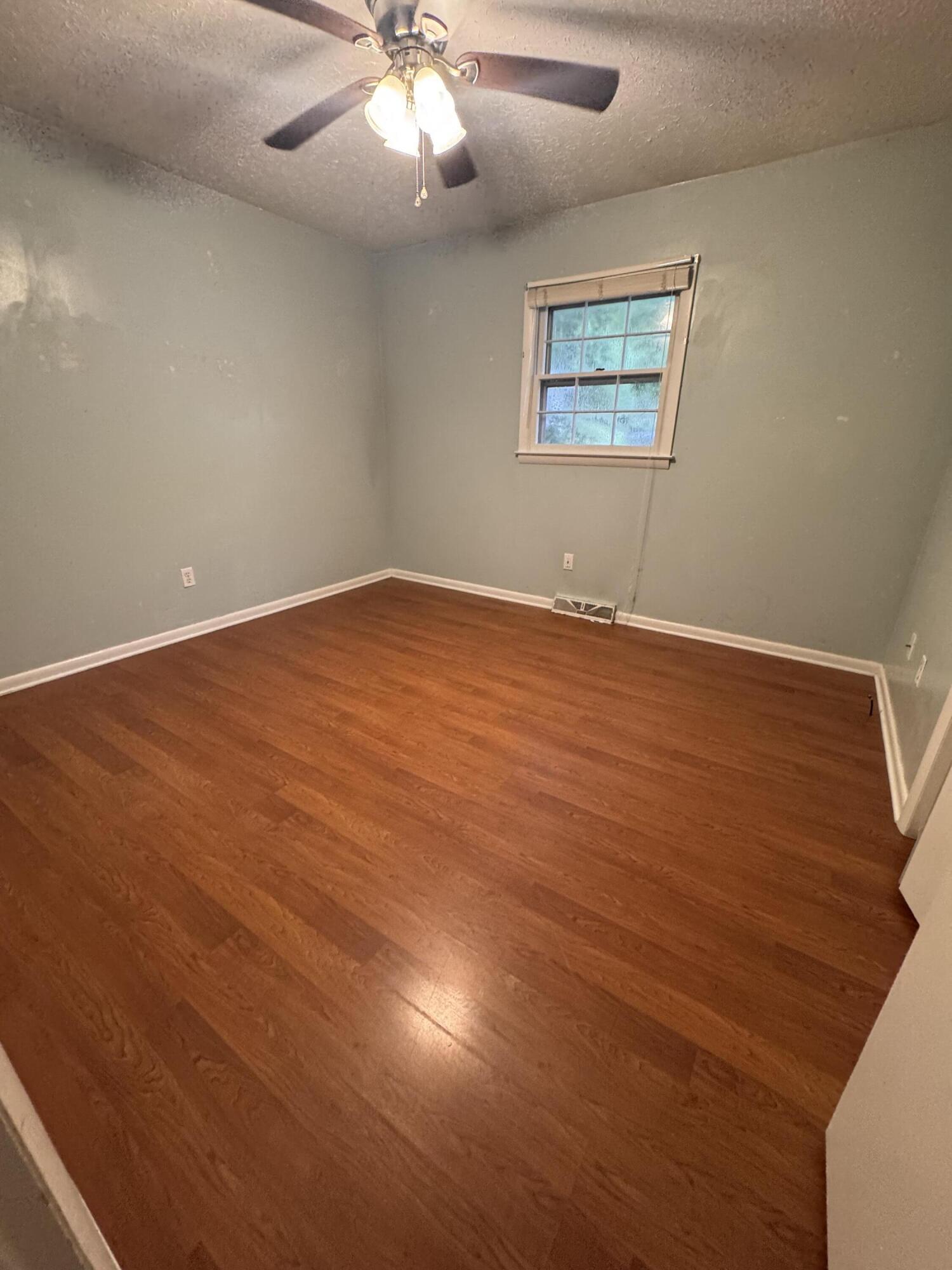 359 Trimble Road Property Photo 4