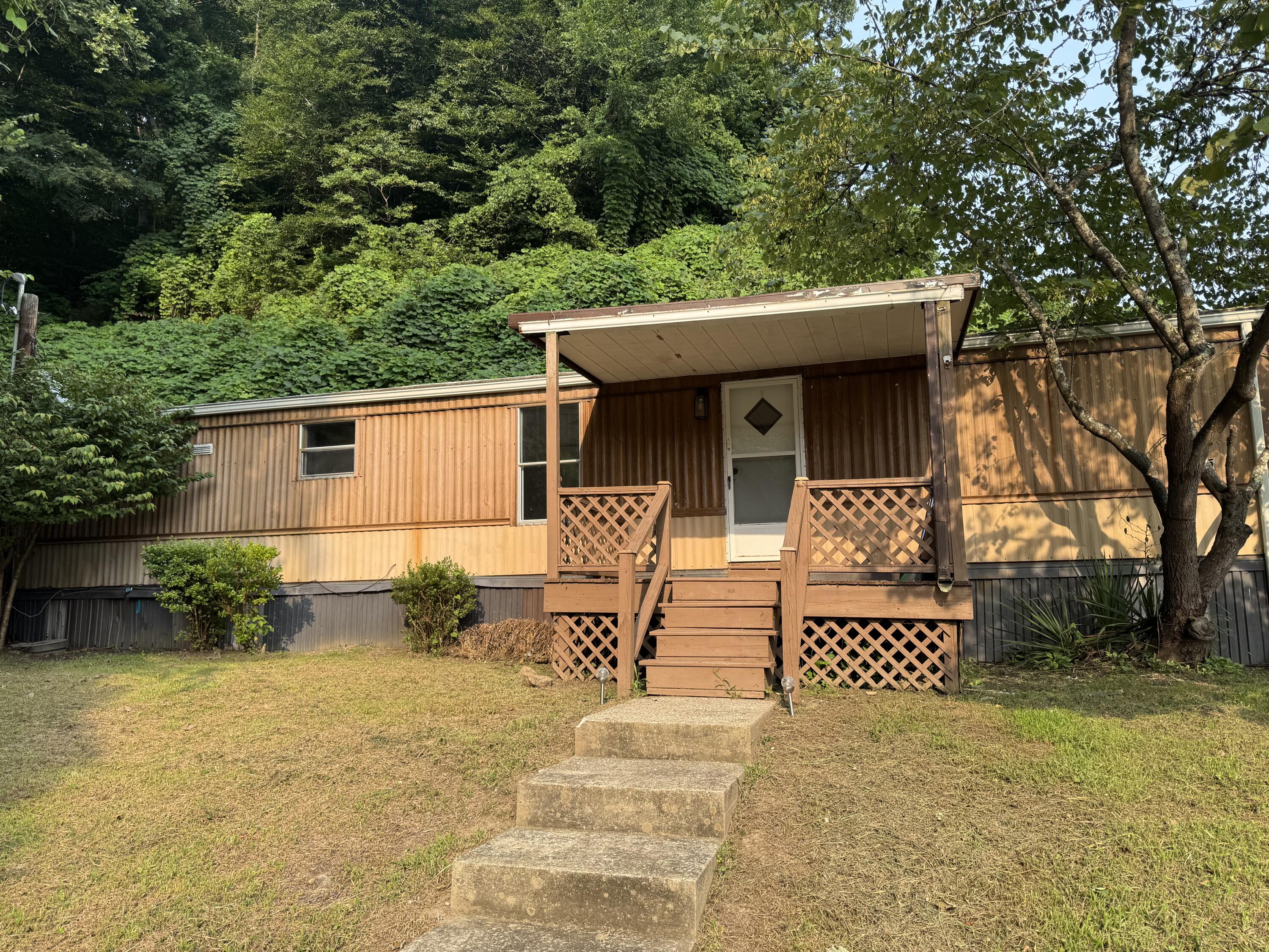 365 Quicksand Road Property Photo 1
