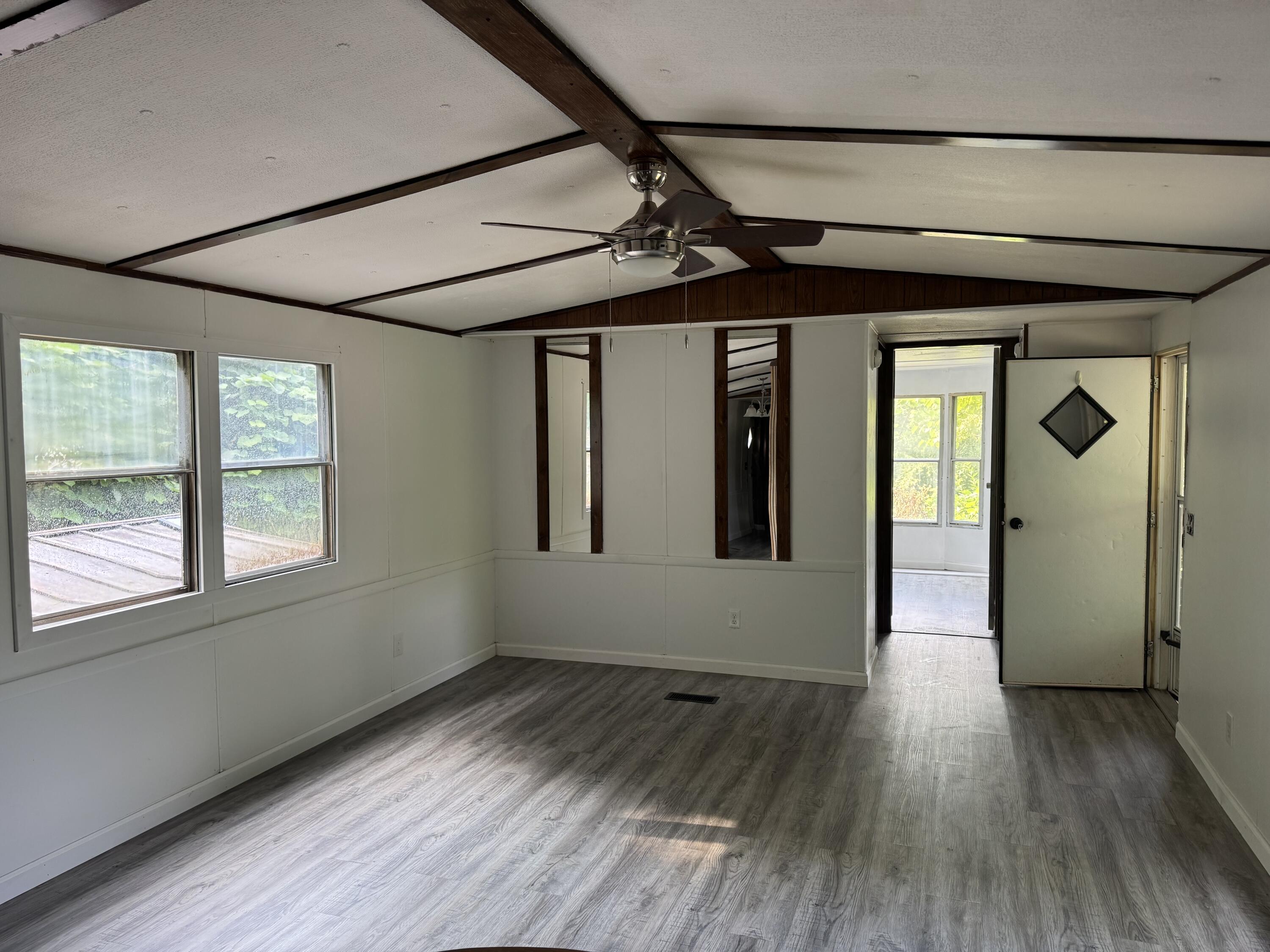 365 Quicksand Road Property Photo 11