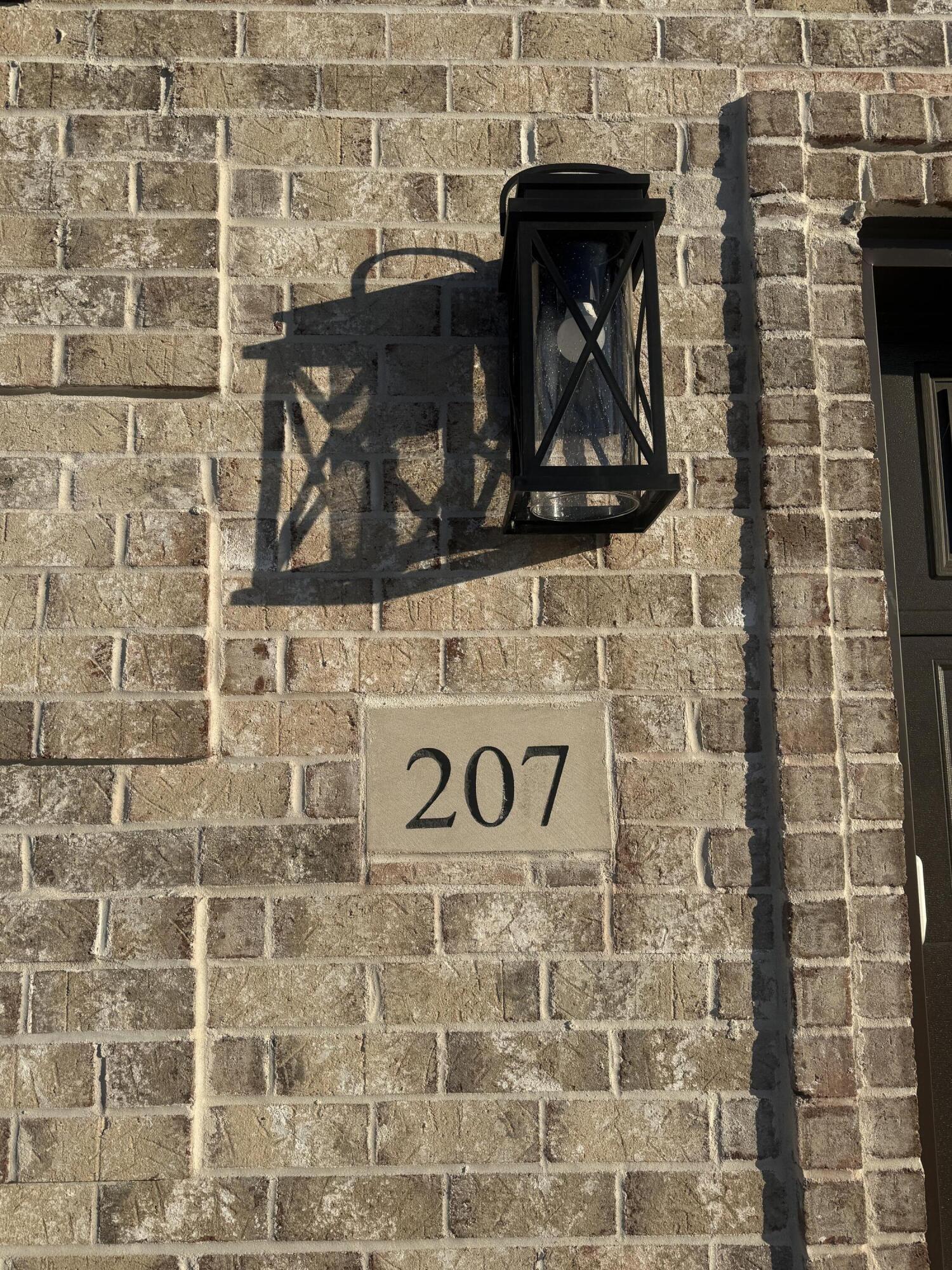 207 Lexwood Lane Property Photo 4