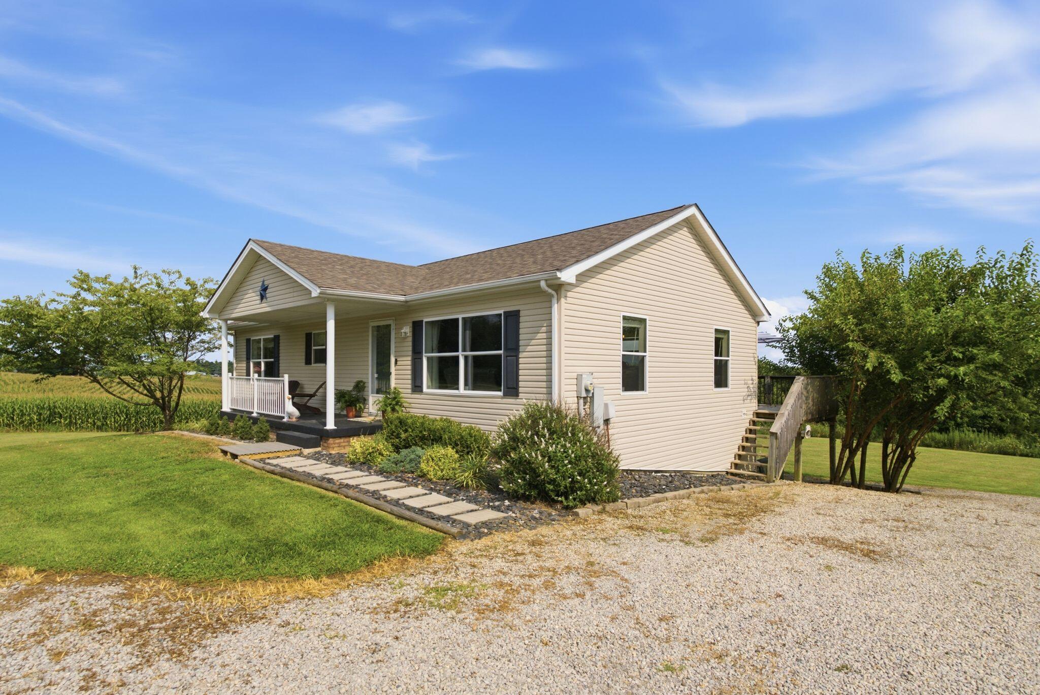 51 State Highway 1066 Property Photo 2