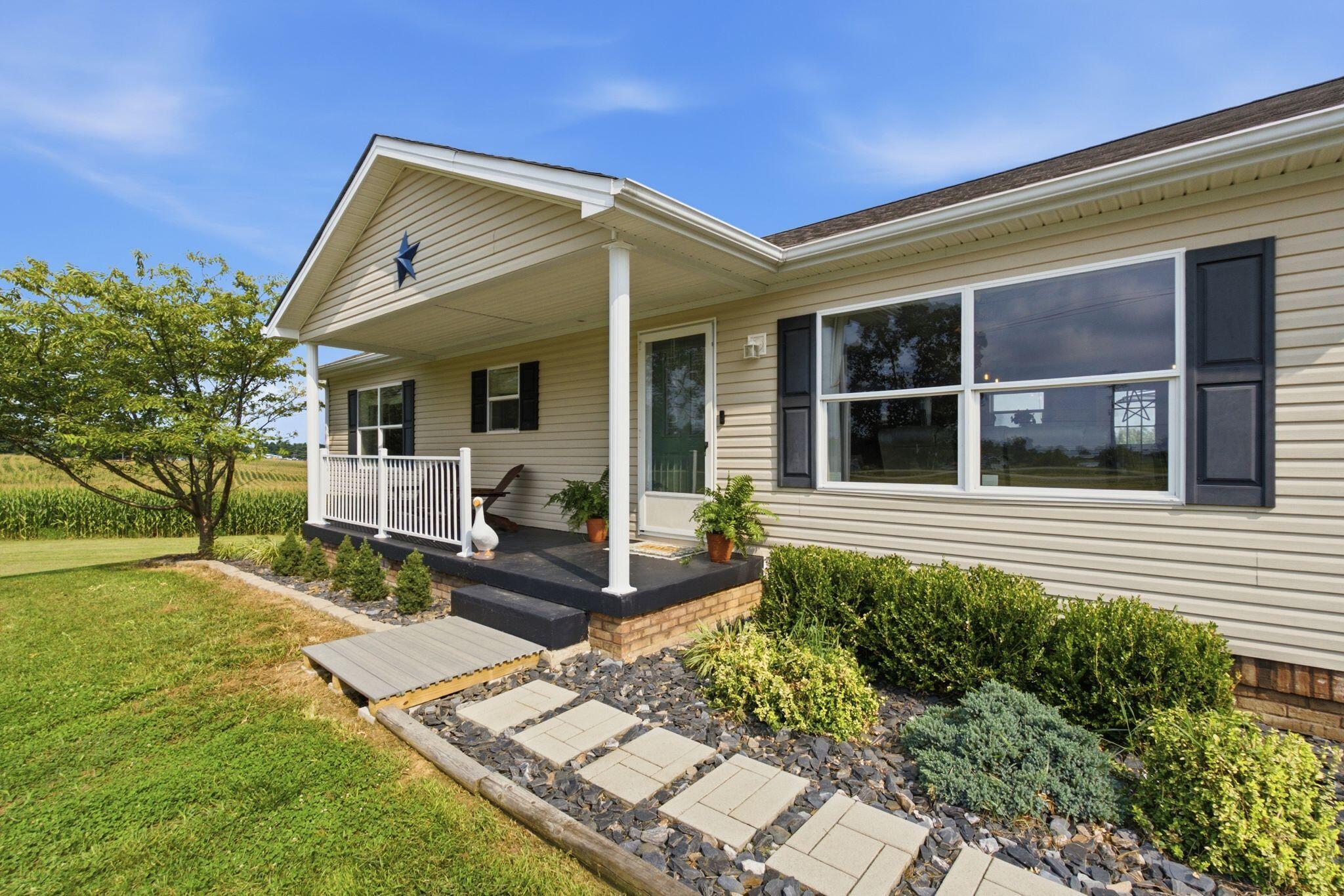 51 State Highway 1066 Property Photo 3