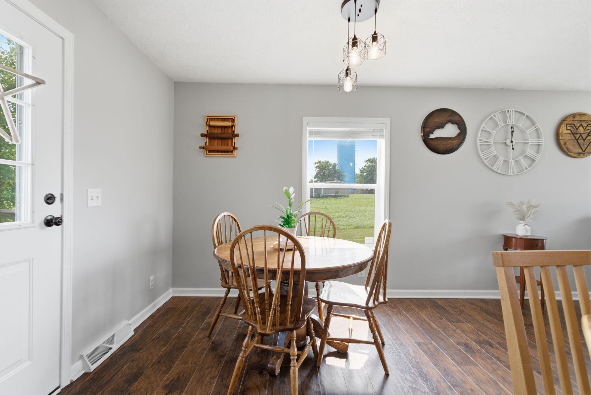 51 State Highway 1066 Property Photo 15