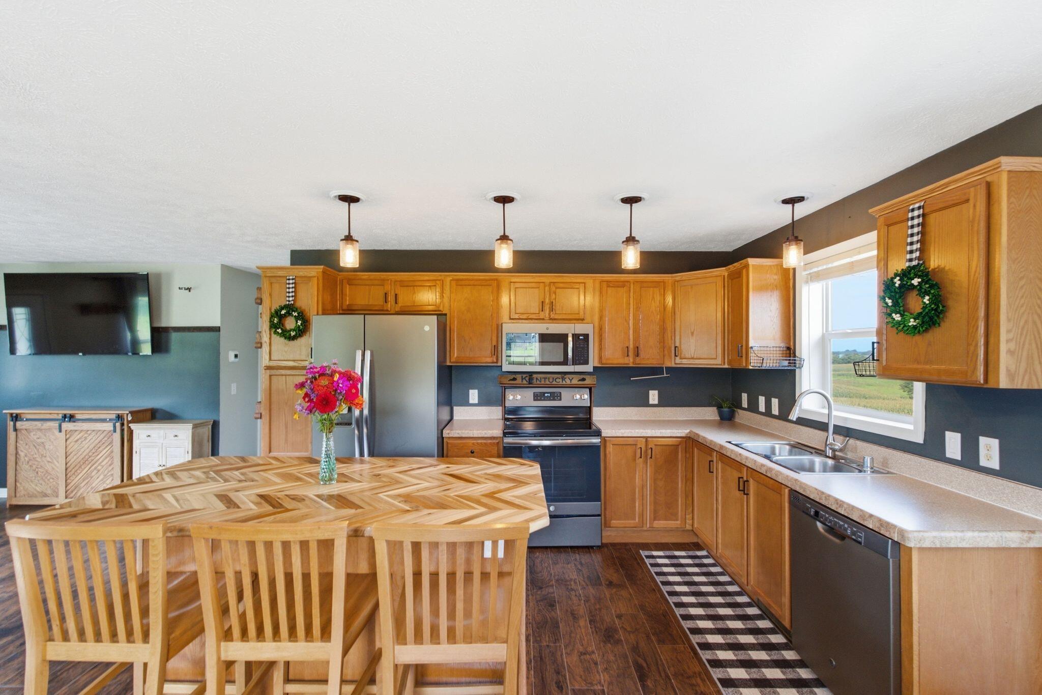 51 State Highway 1066 Property Photo 17