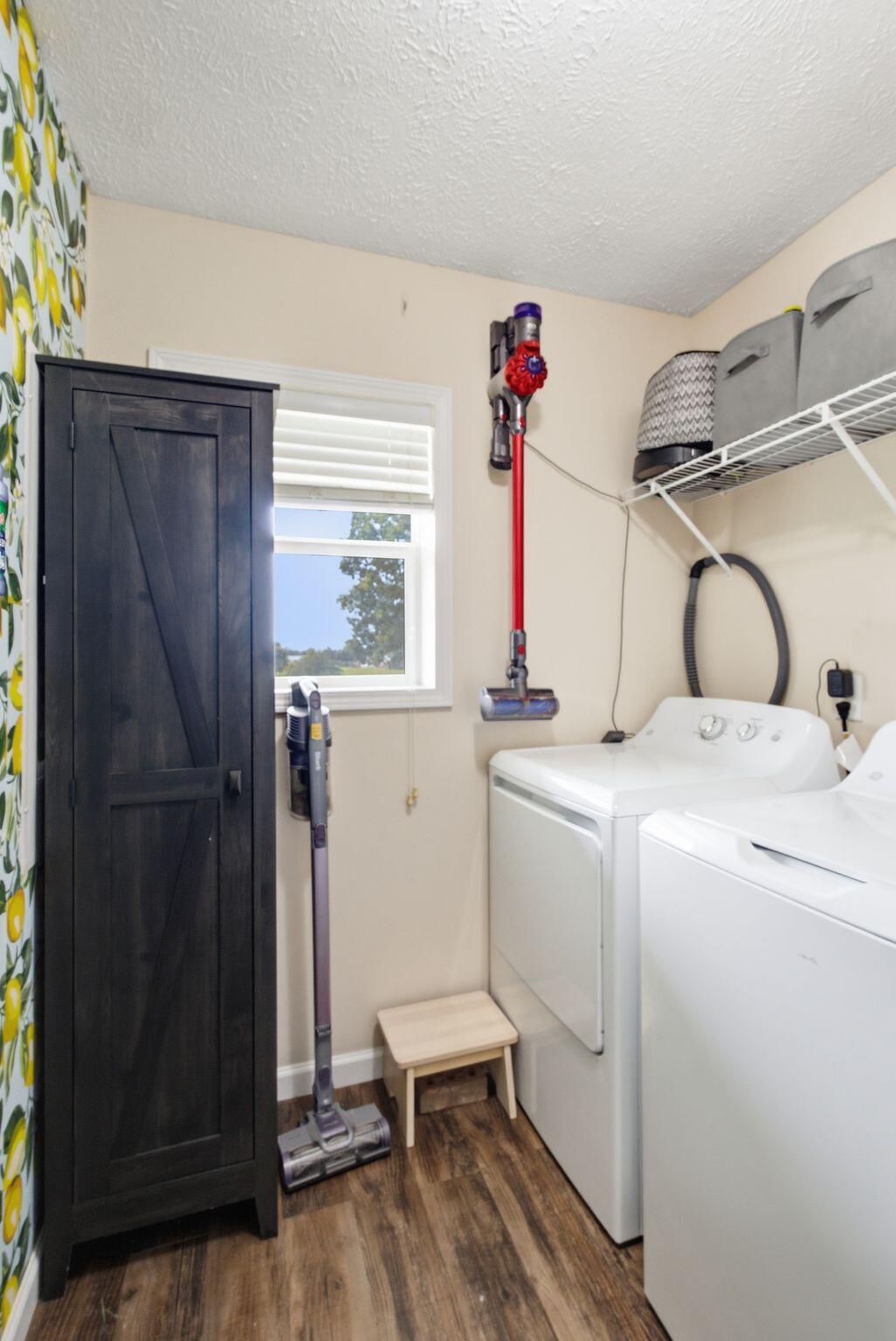 51 State Highway 1066 Property Photo 22