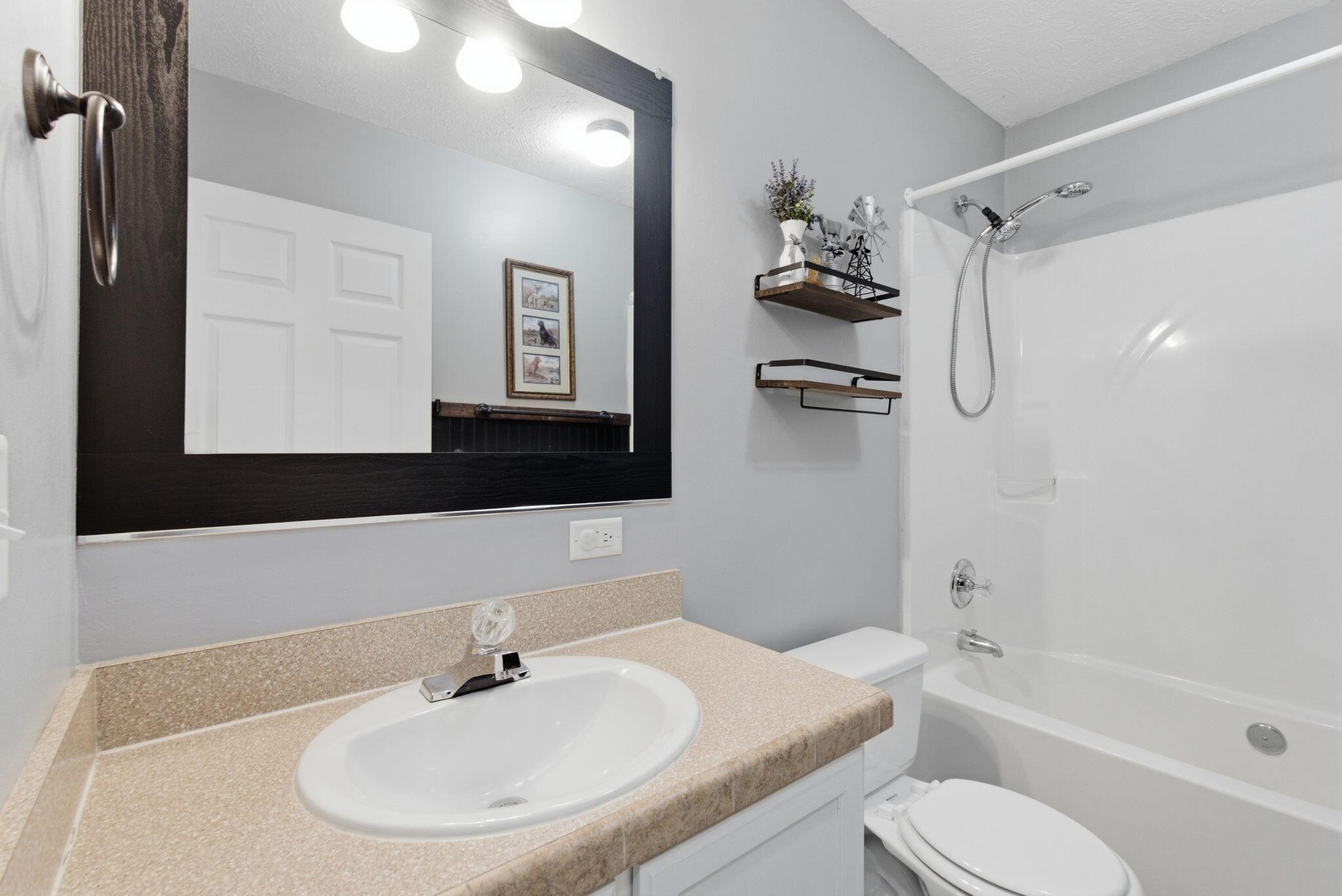 51 State Highway 1066 Property Photo 23