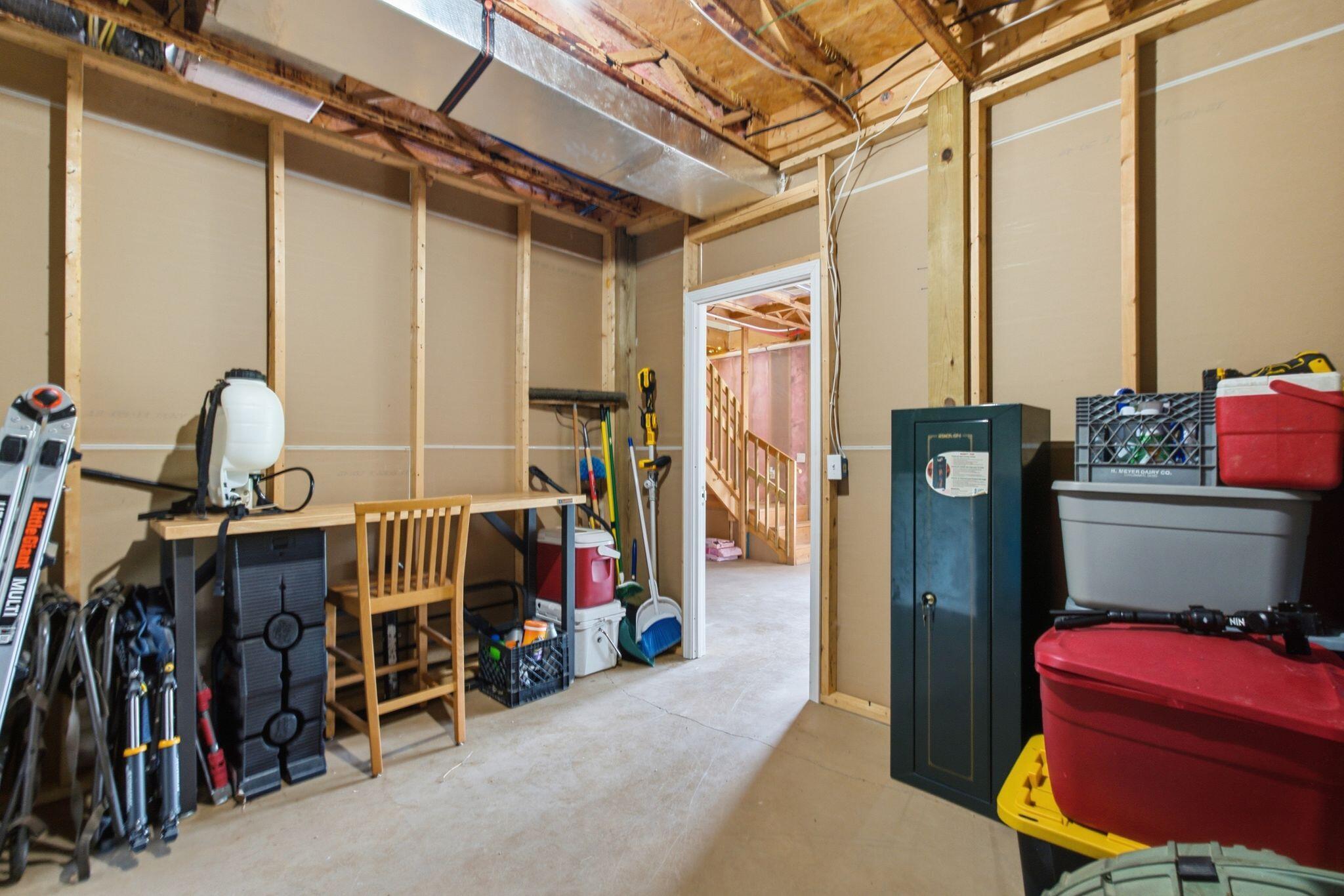 51 State Highway 1066 Property Photo 38