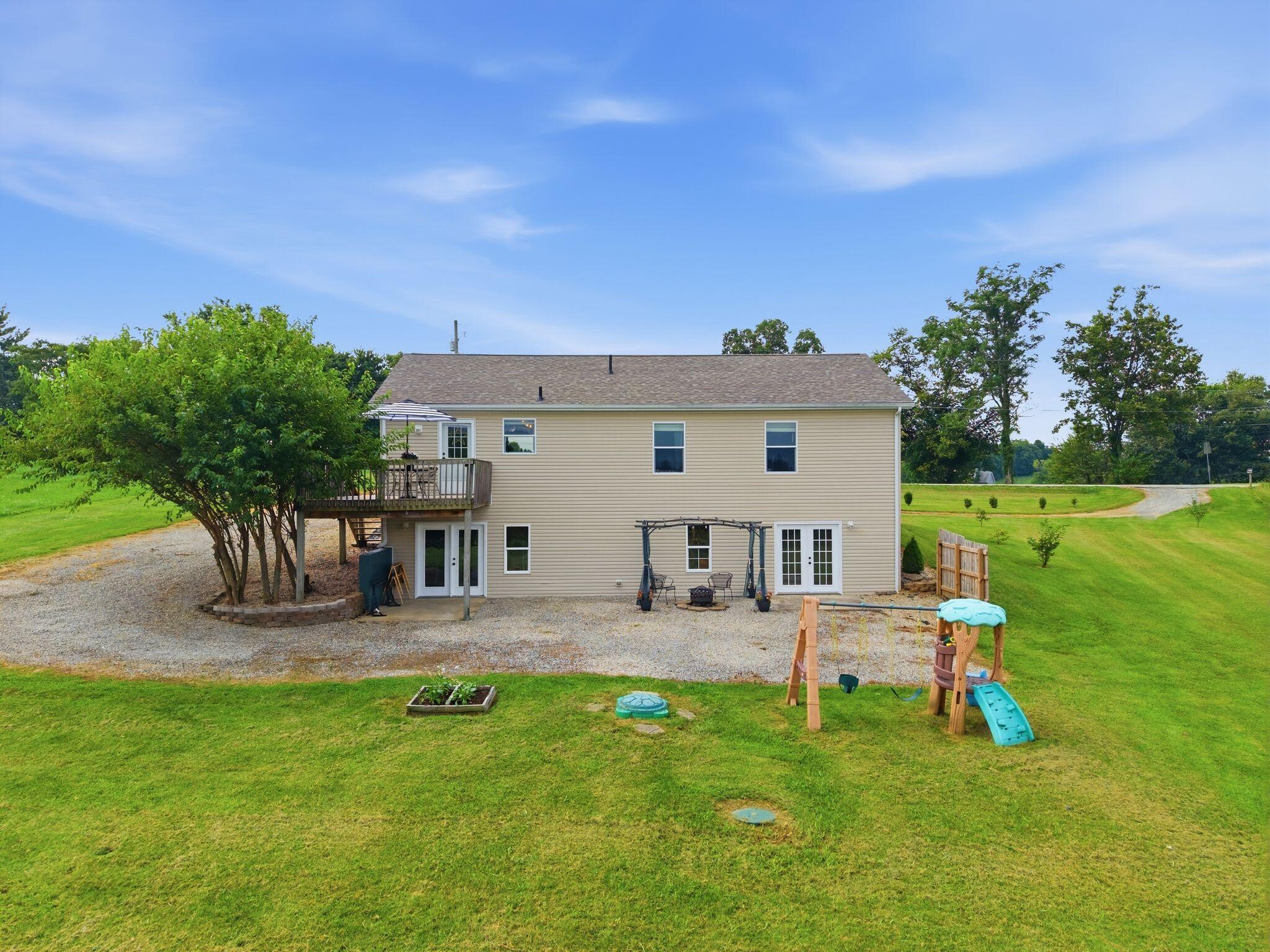 51 State Highway 1066 Property Photo 50