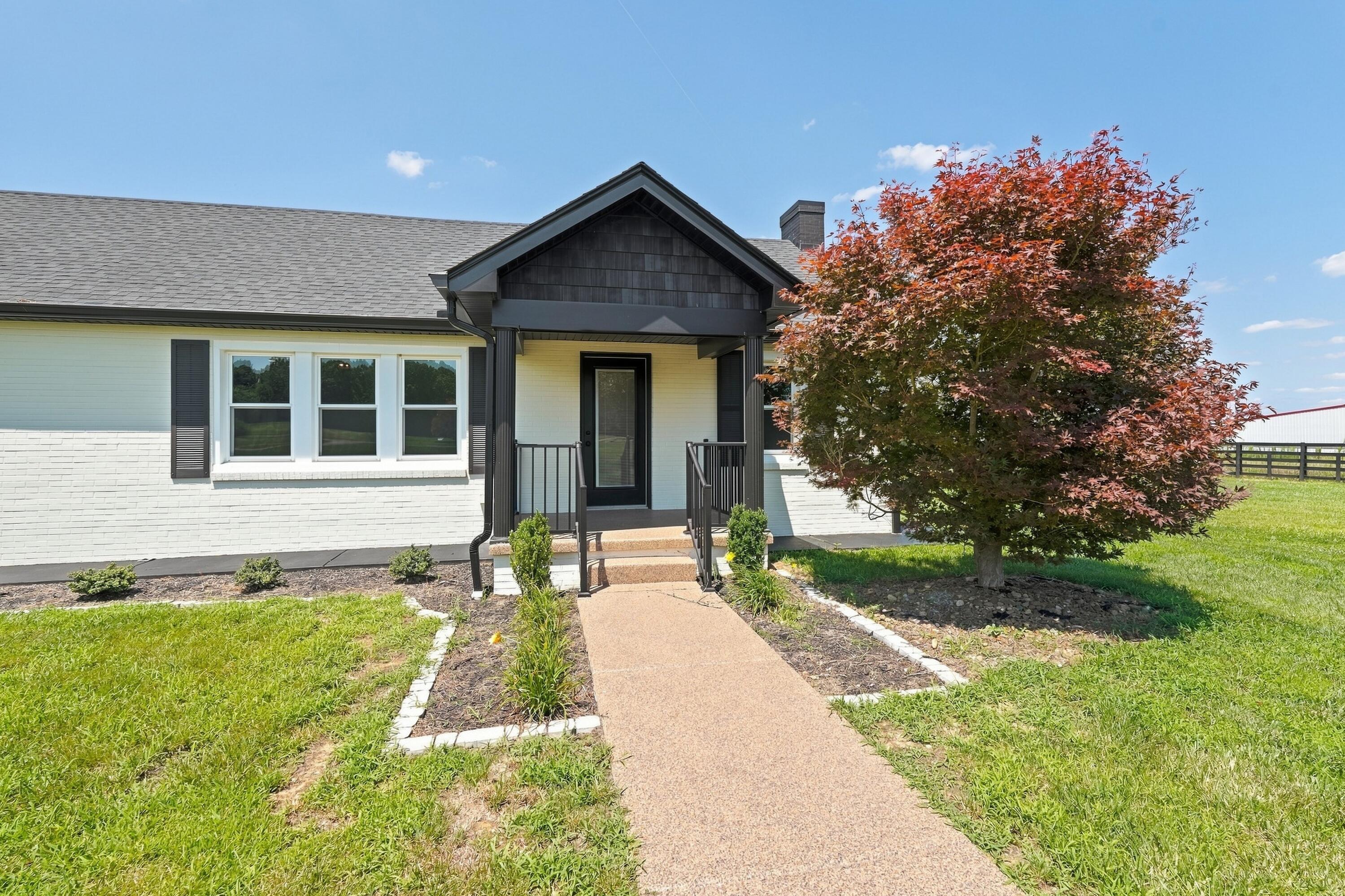 1470 N State Route 93 Property Photo 4