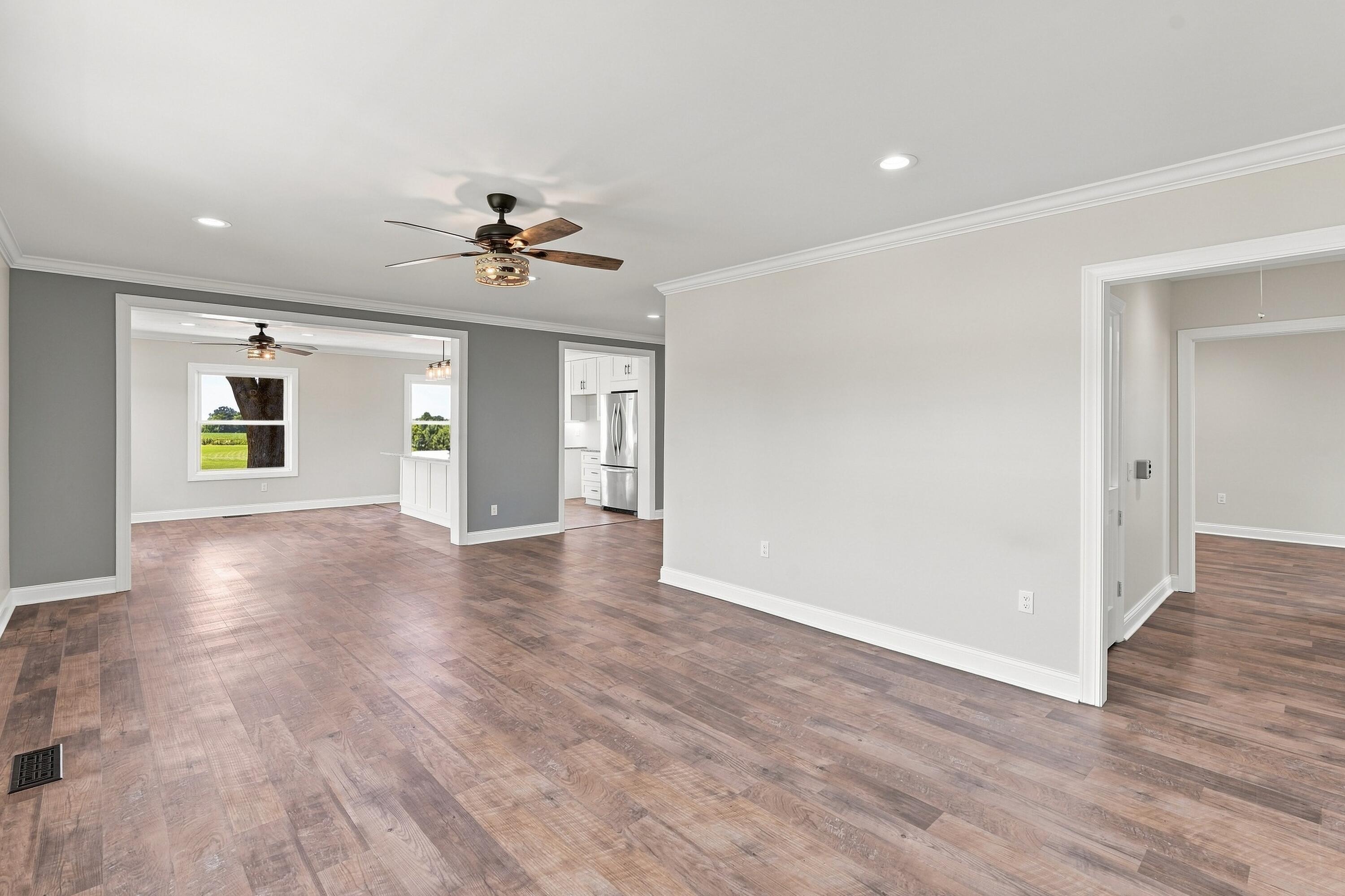 1470 N State Route 93 Property Photo 10