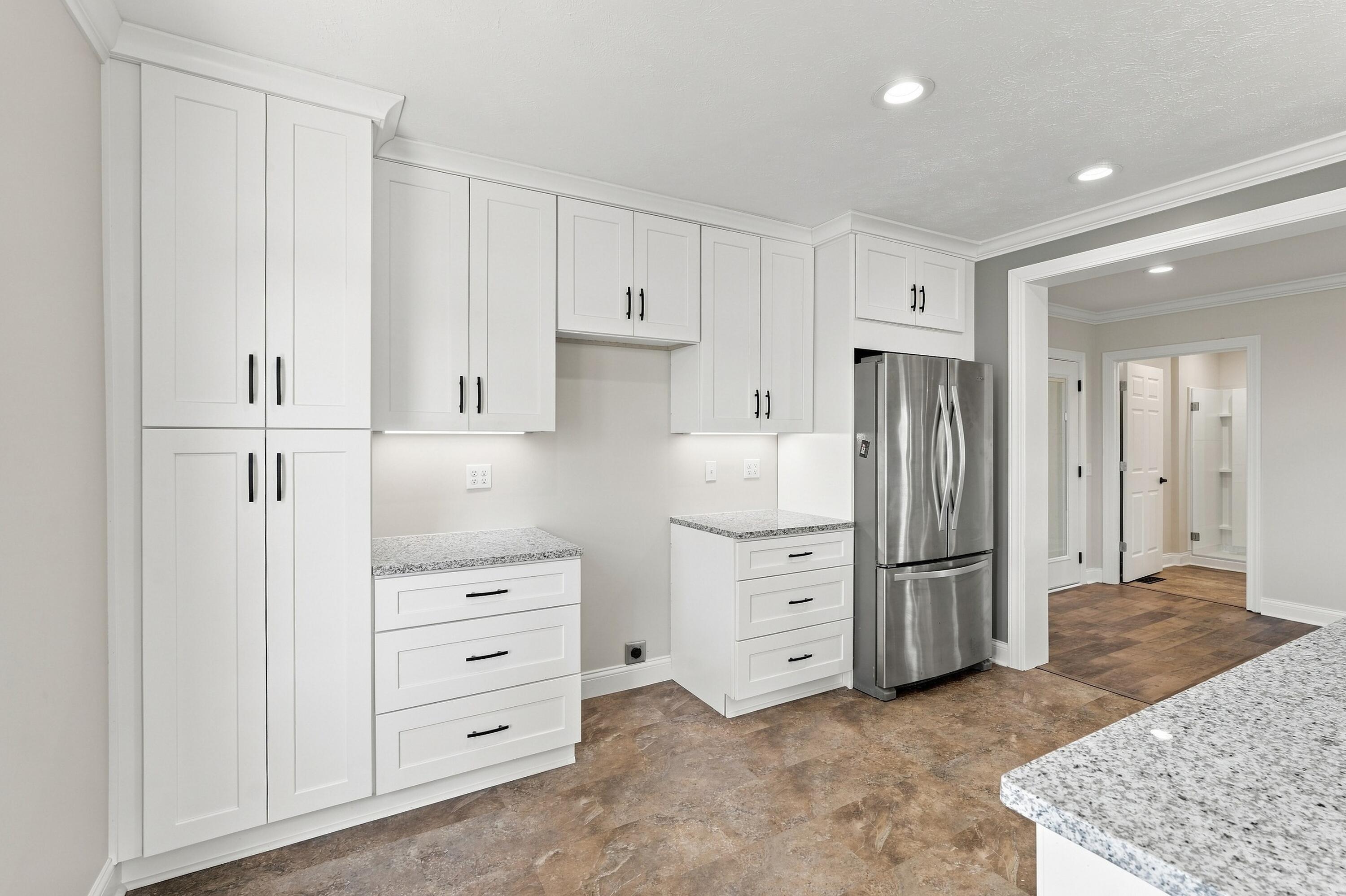 1470 N State Route 93 Property Photo 15