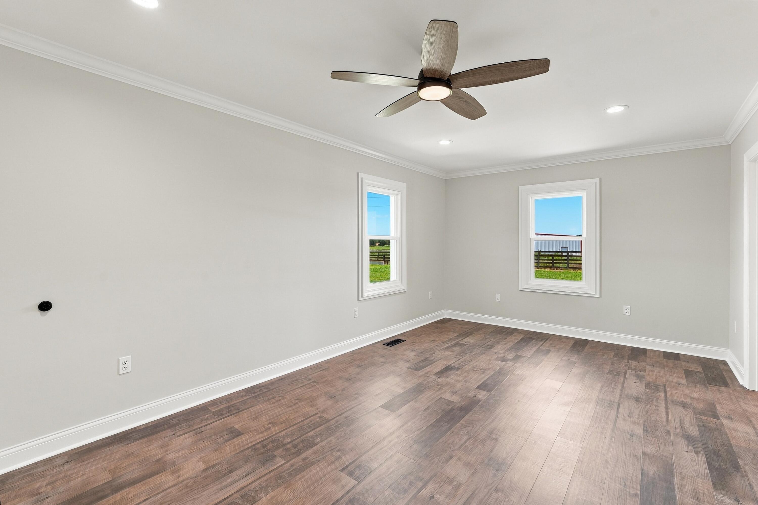 1470 N State Route 93 Property Photo 18