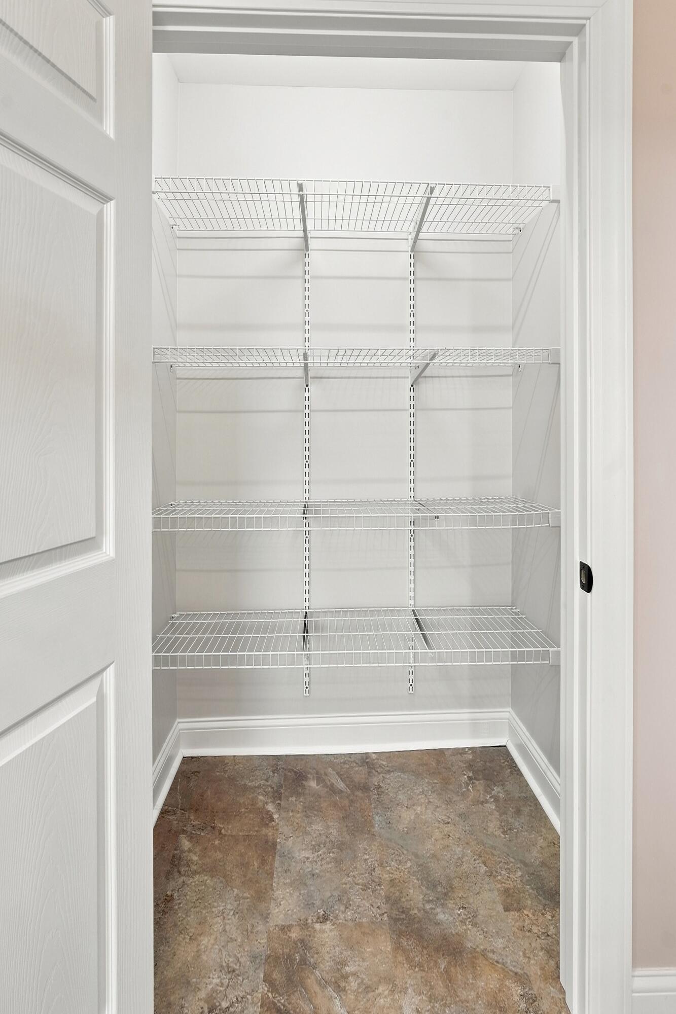 1470 N State Route 93 Property Photo 21