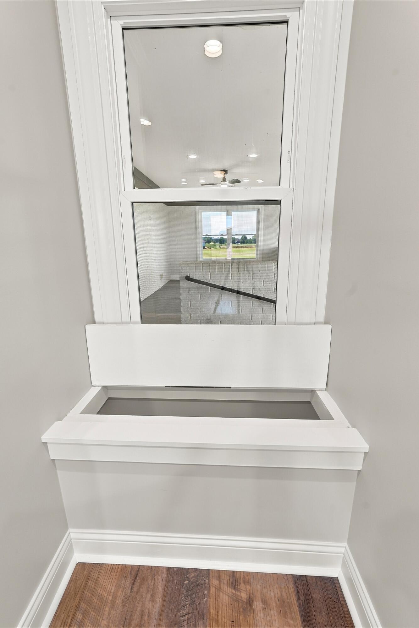 1470 N State Route 93 Property Photo 22