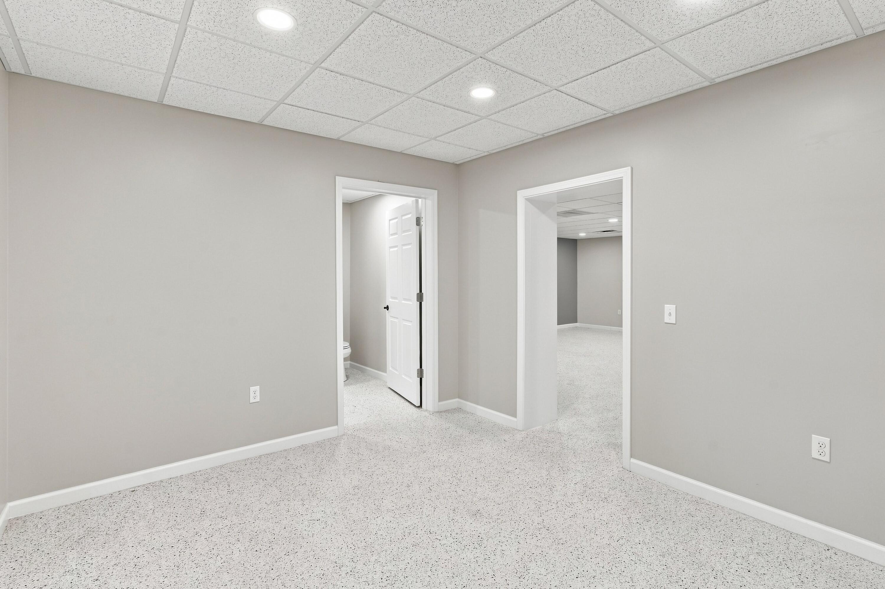 1470 N State Route 93 Property Photo 41