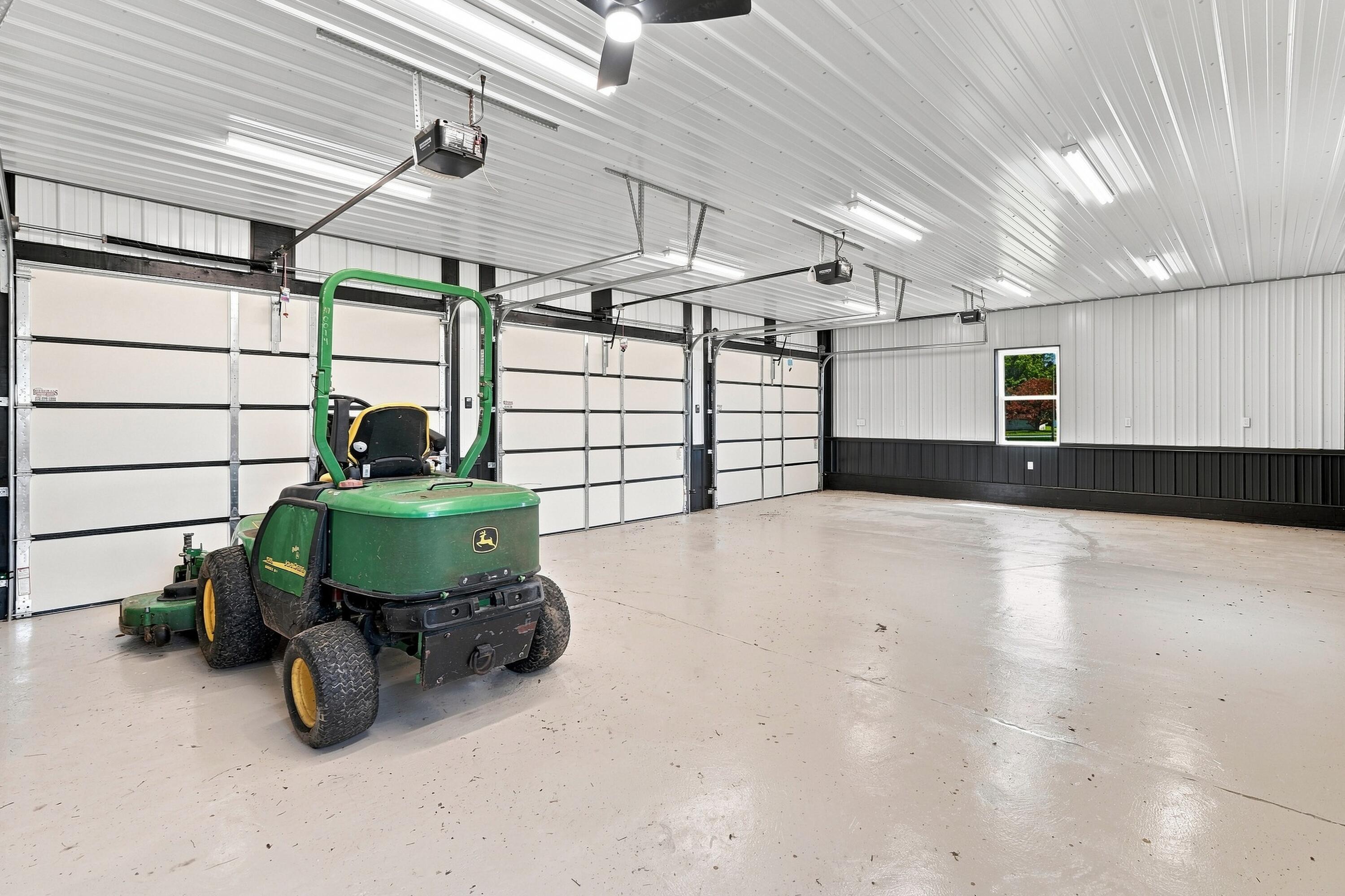1470 N State Route 93 Property Photo 53