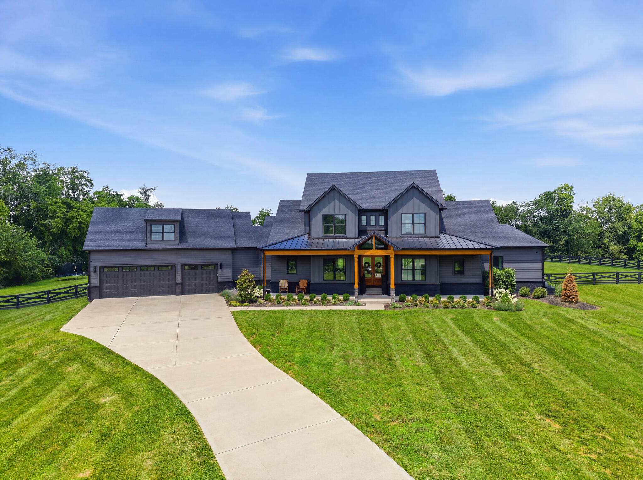 5039 Combs Ferry Road Property Photo 4