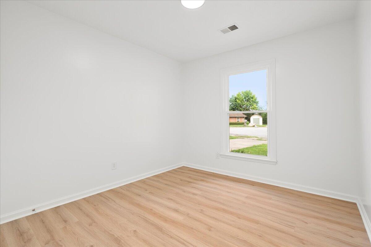 1299 Dorchester Drive Property Photo 17