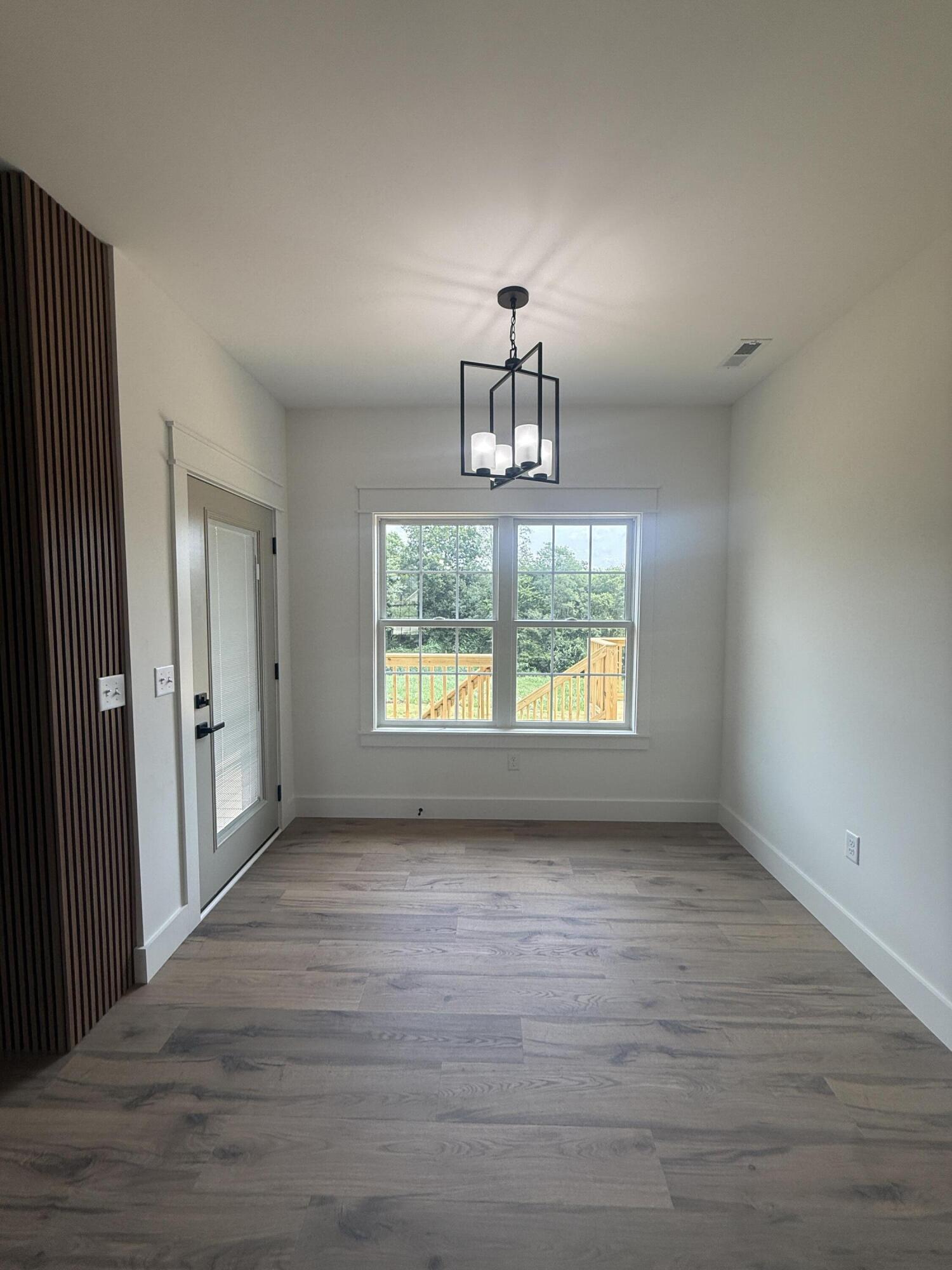 303 Silverline Court Property Photo 31