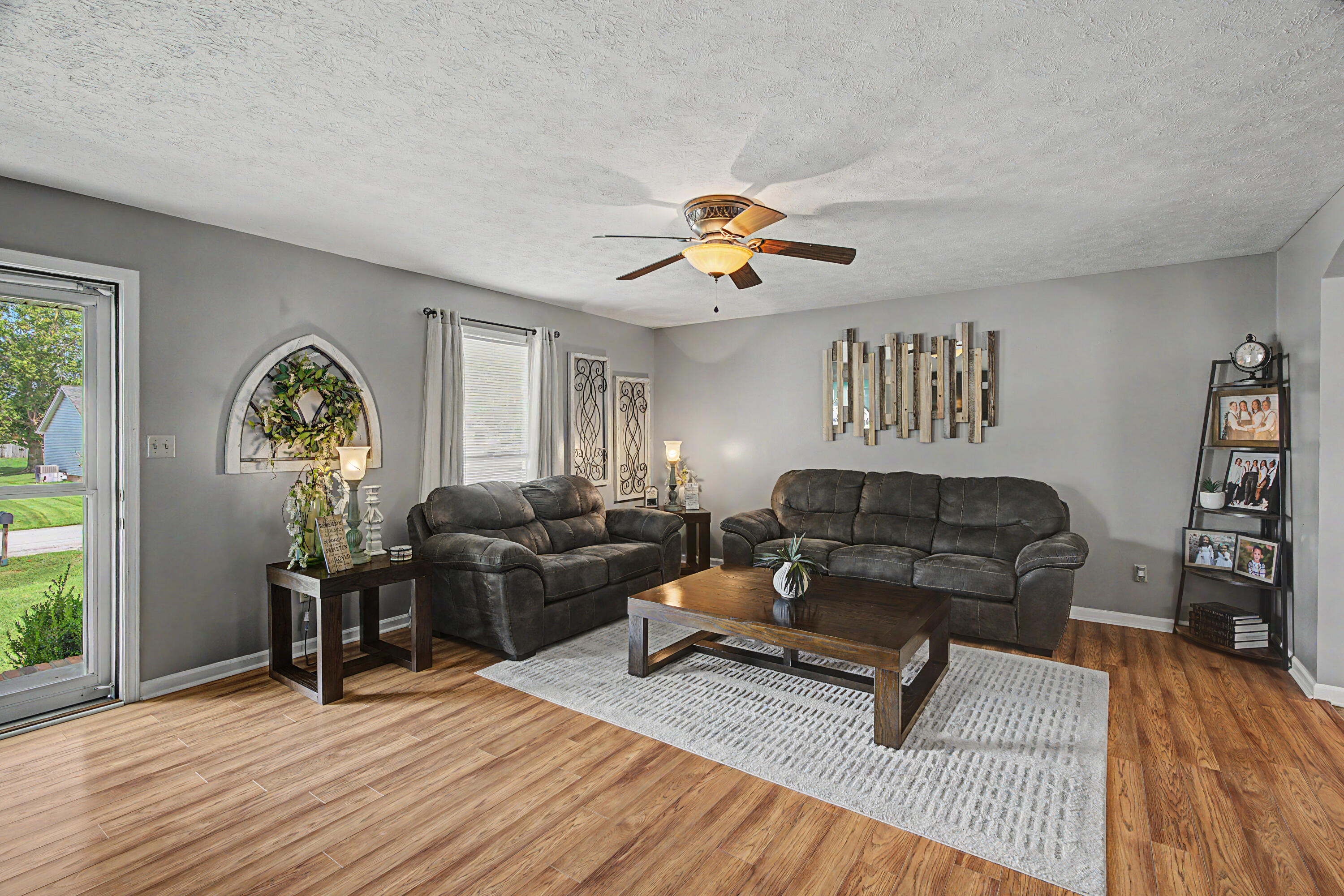 583 Winchester Drive Property Photo 16