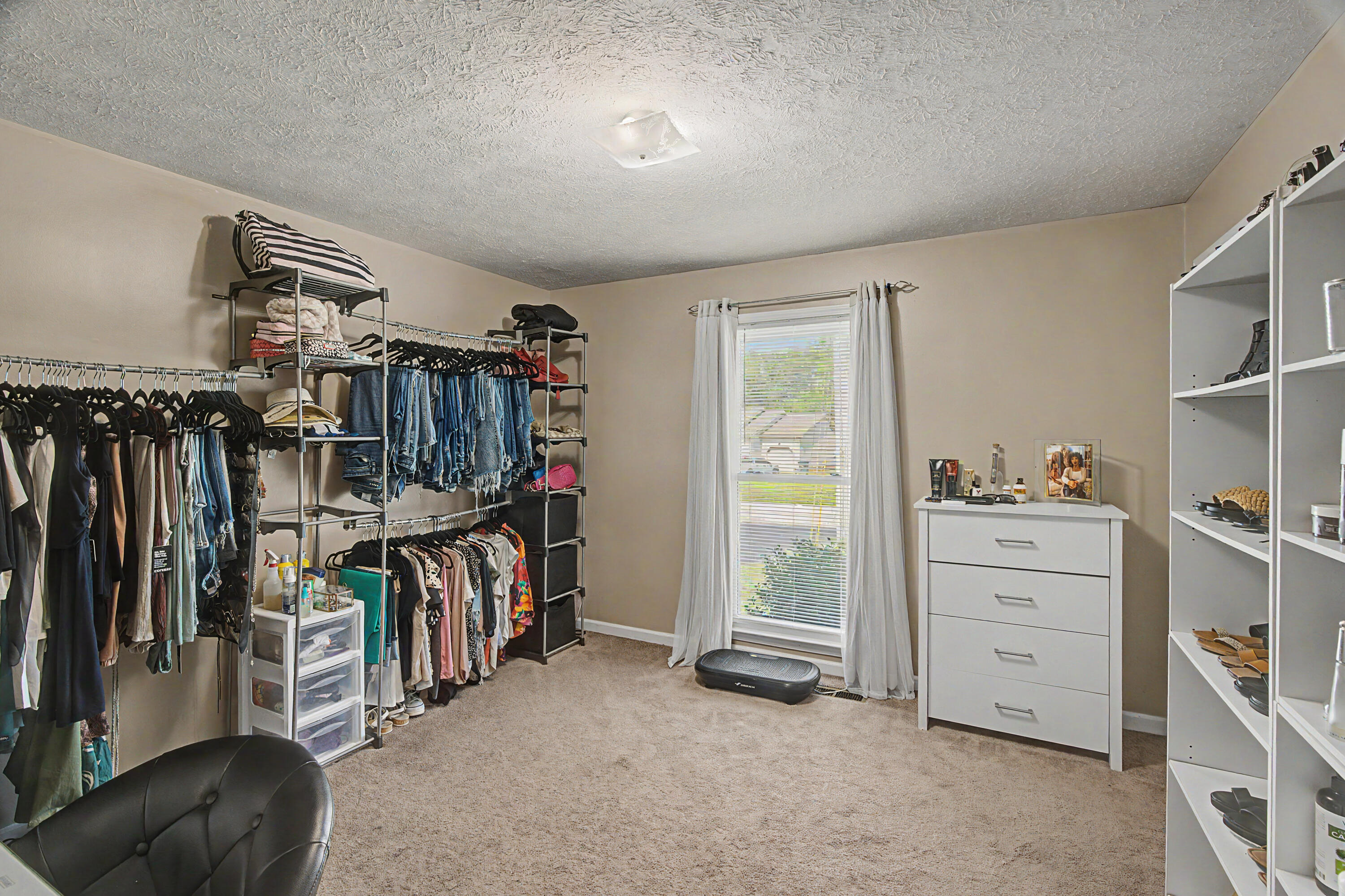583 Winchester Drive Property Photo 20