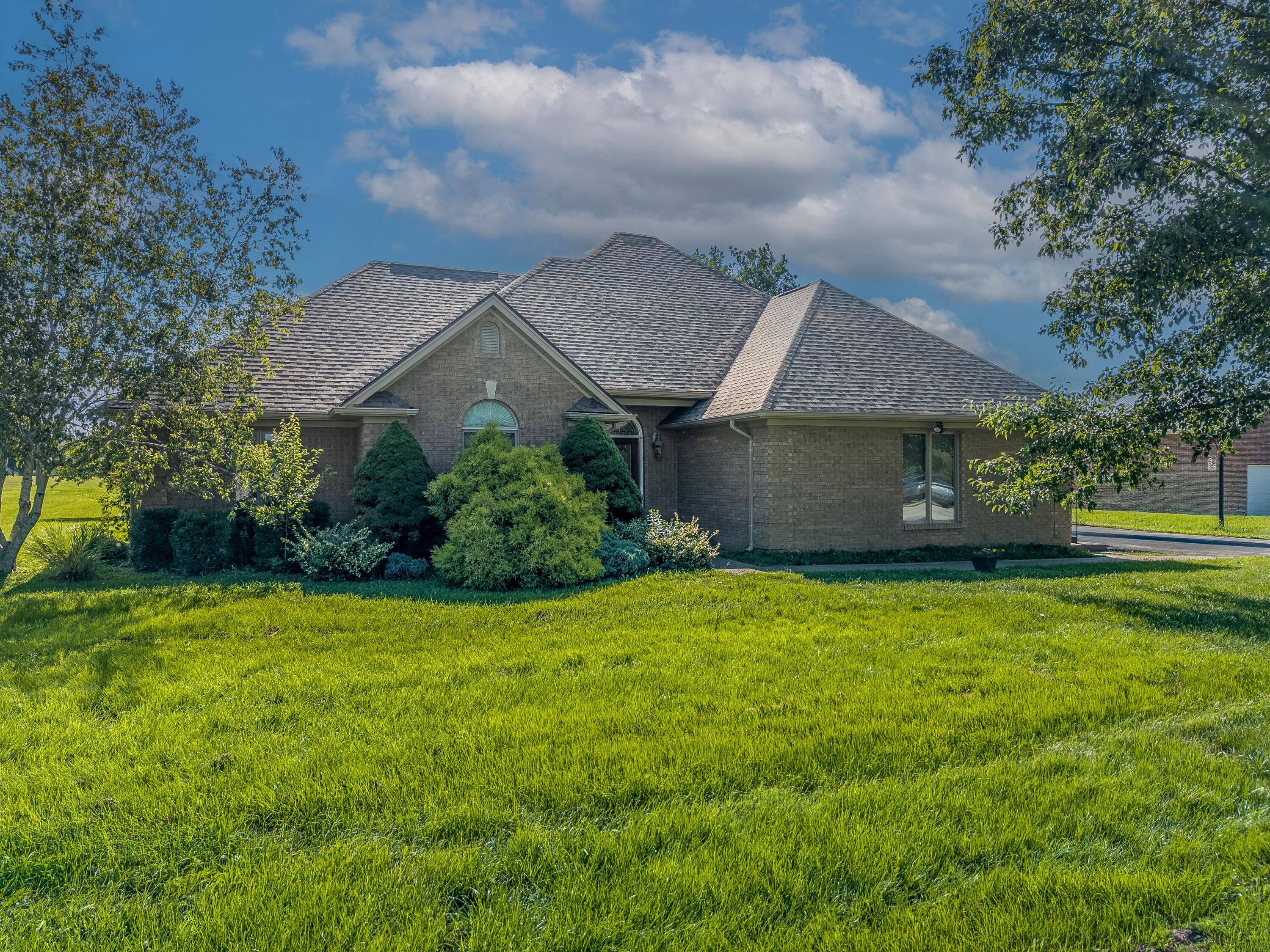 71 Jersey Way Property Photo 2