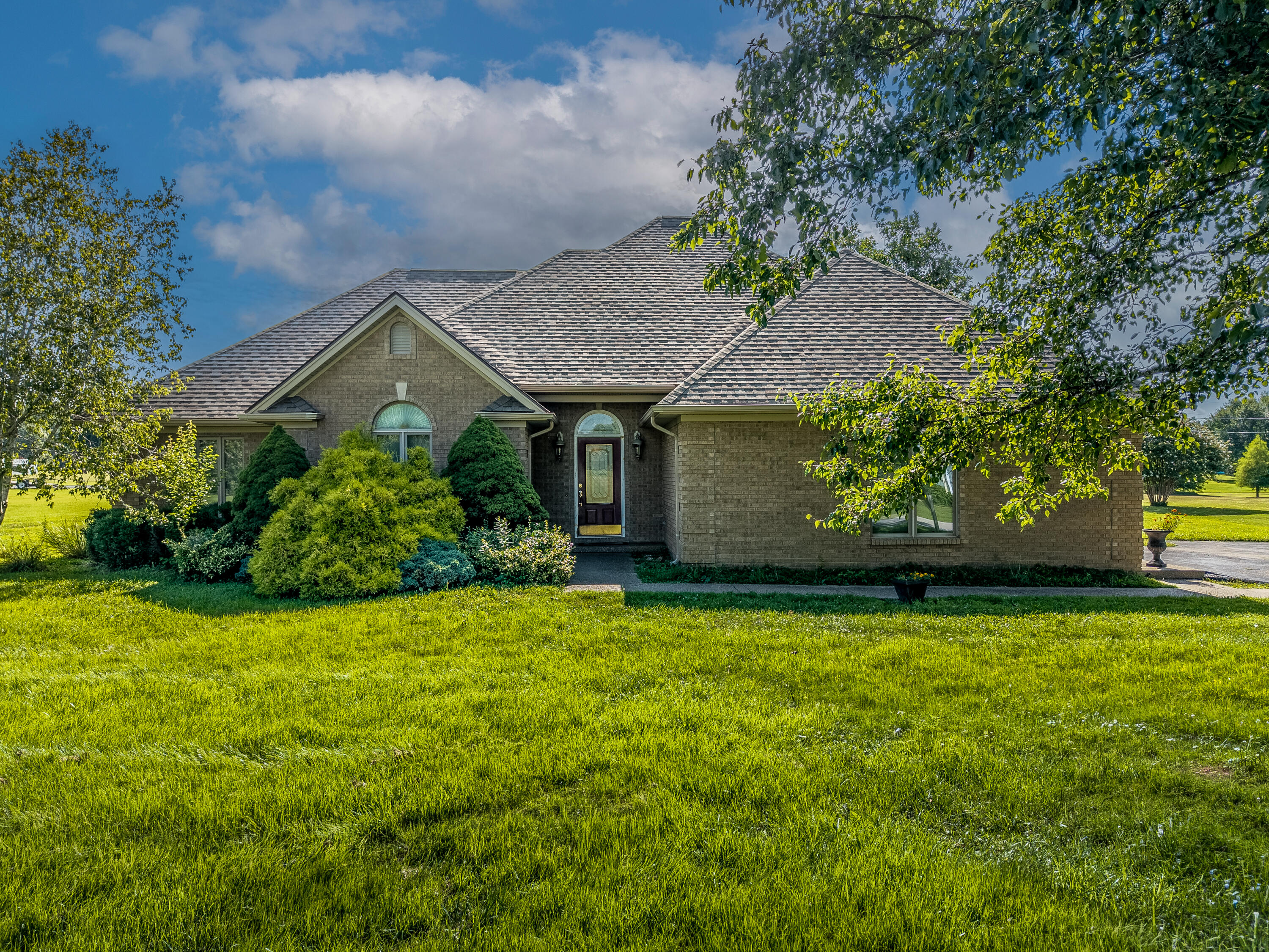 71 Jersey Way Property Photo 3