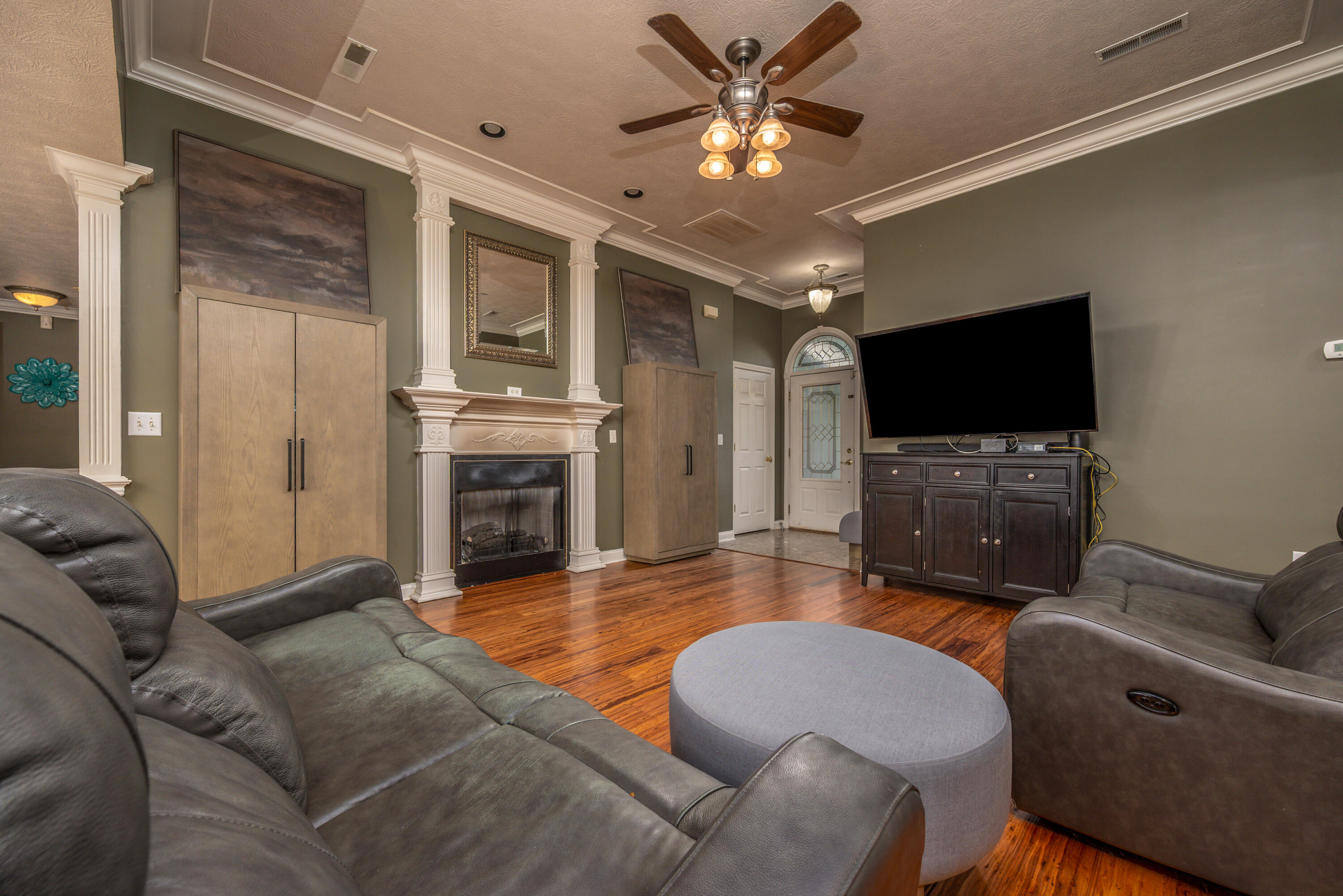 71 Jersey Way Property Photo 12