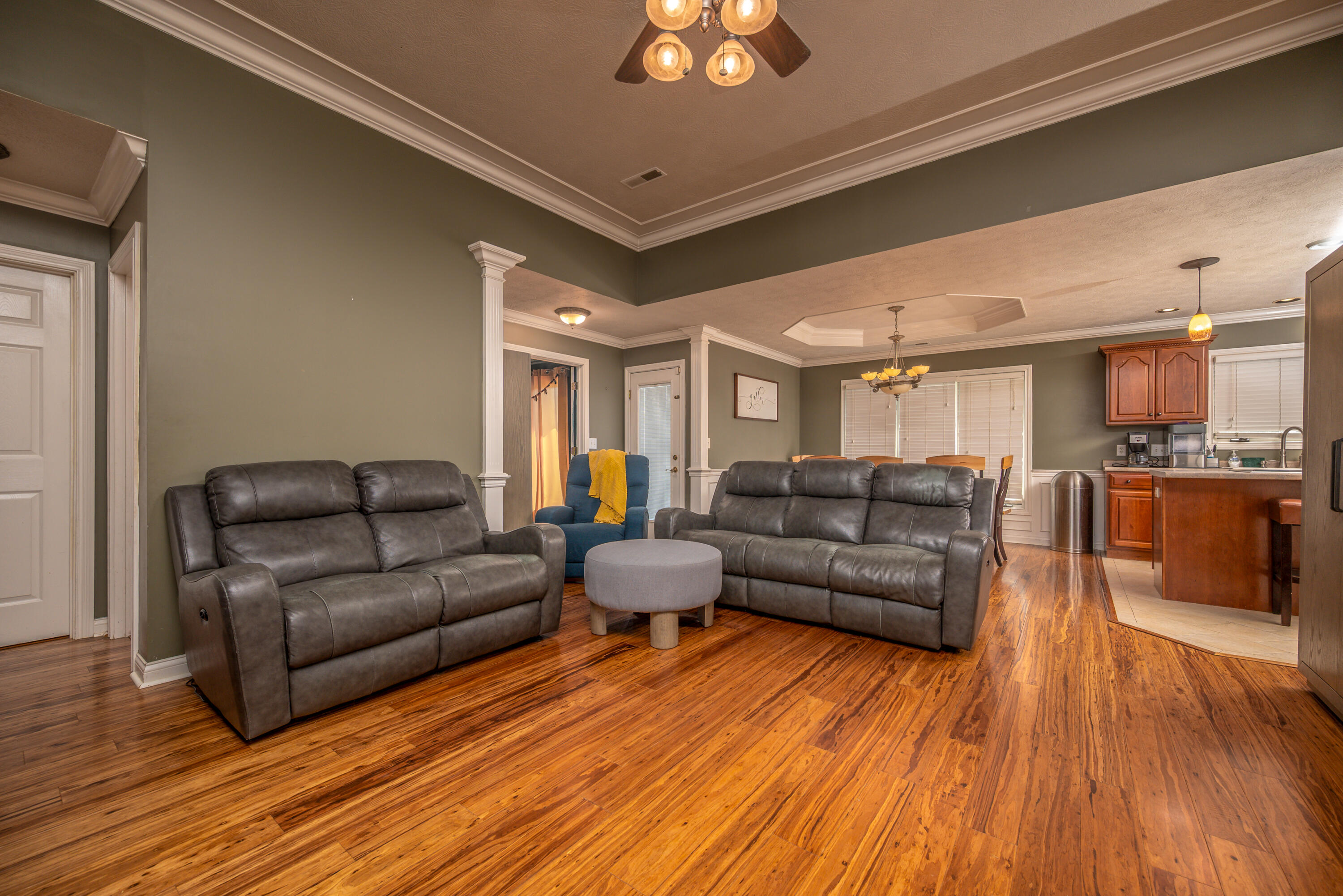 71 Jersey Way Property Photo 14