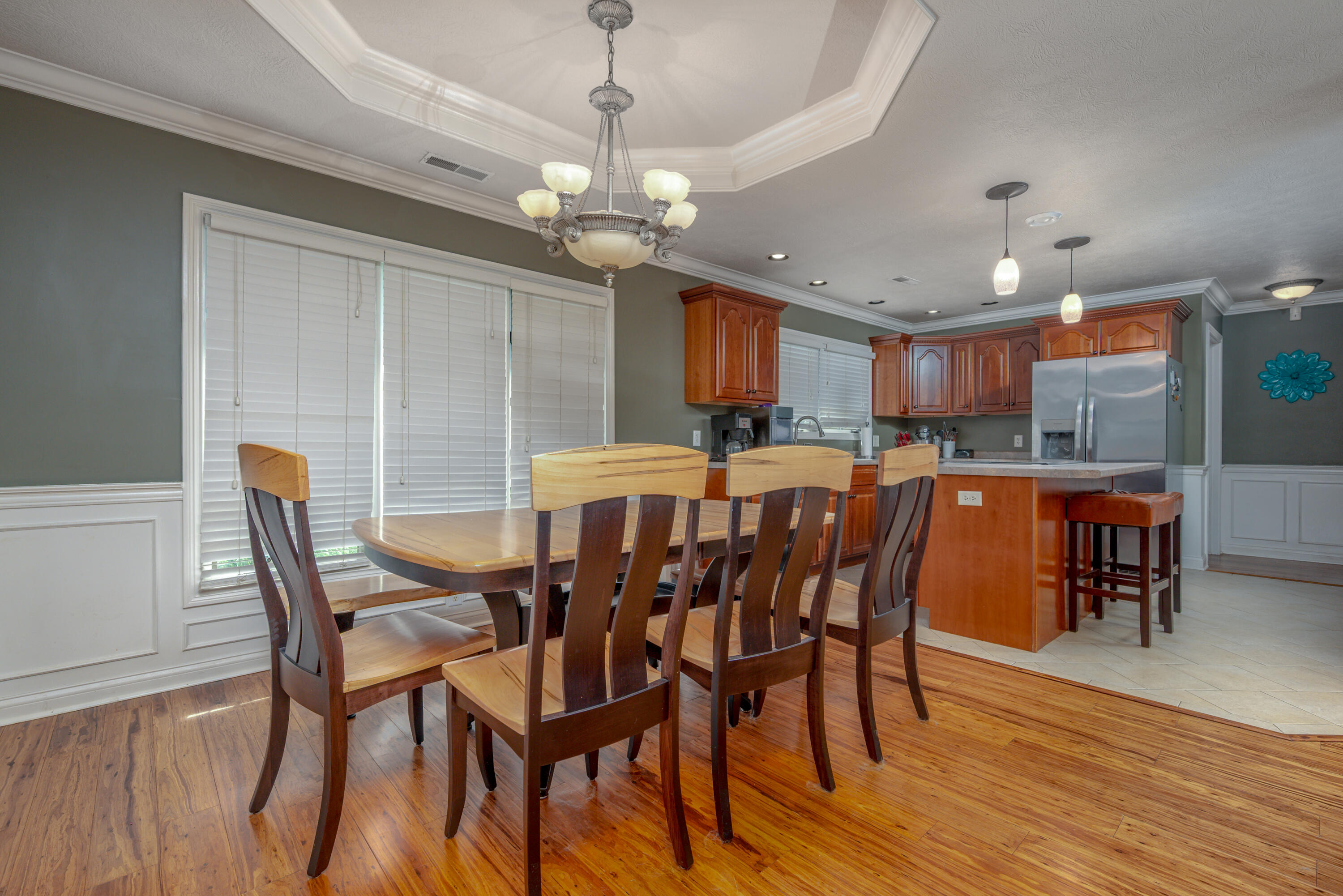 71 Jersey Way Property Photo 16