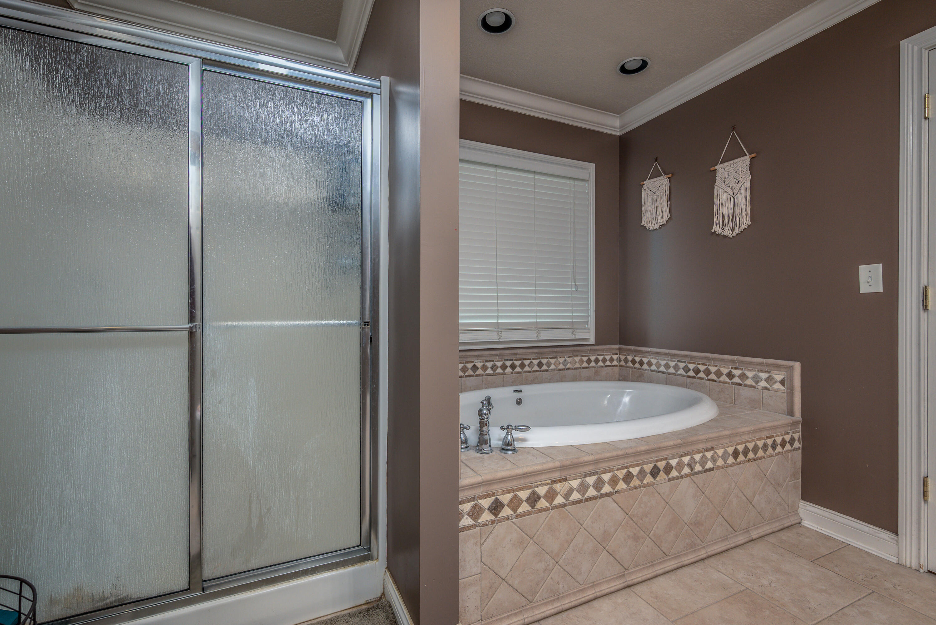 71 Jersey Way Property Photo 25